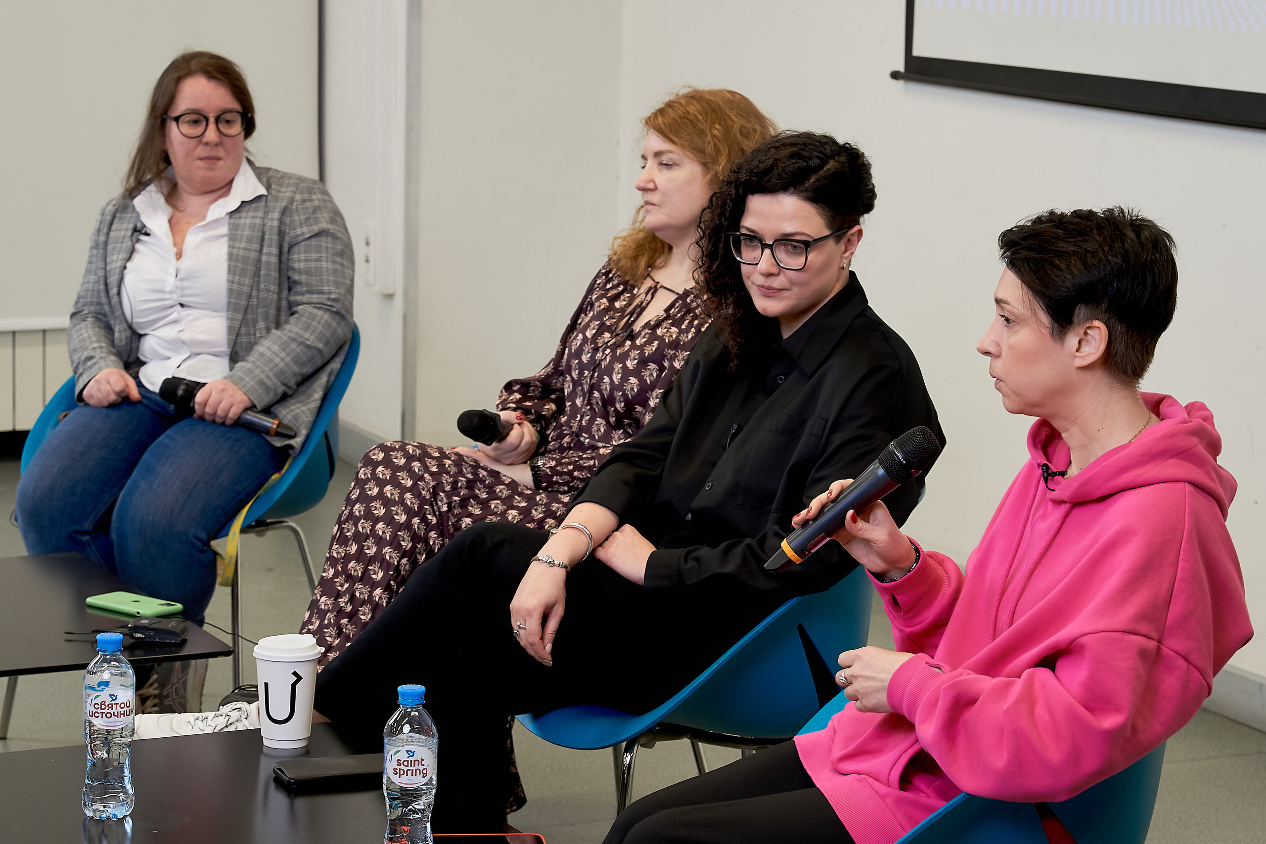 Open-talk с представителями онлайн-платформ. Репортажный ивент фотограф в Москве Александр Гладкий