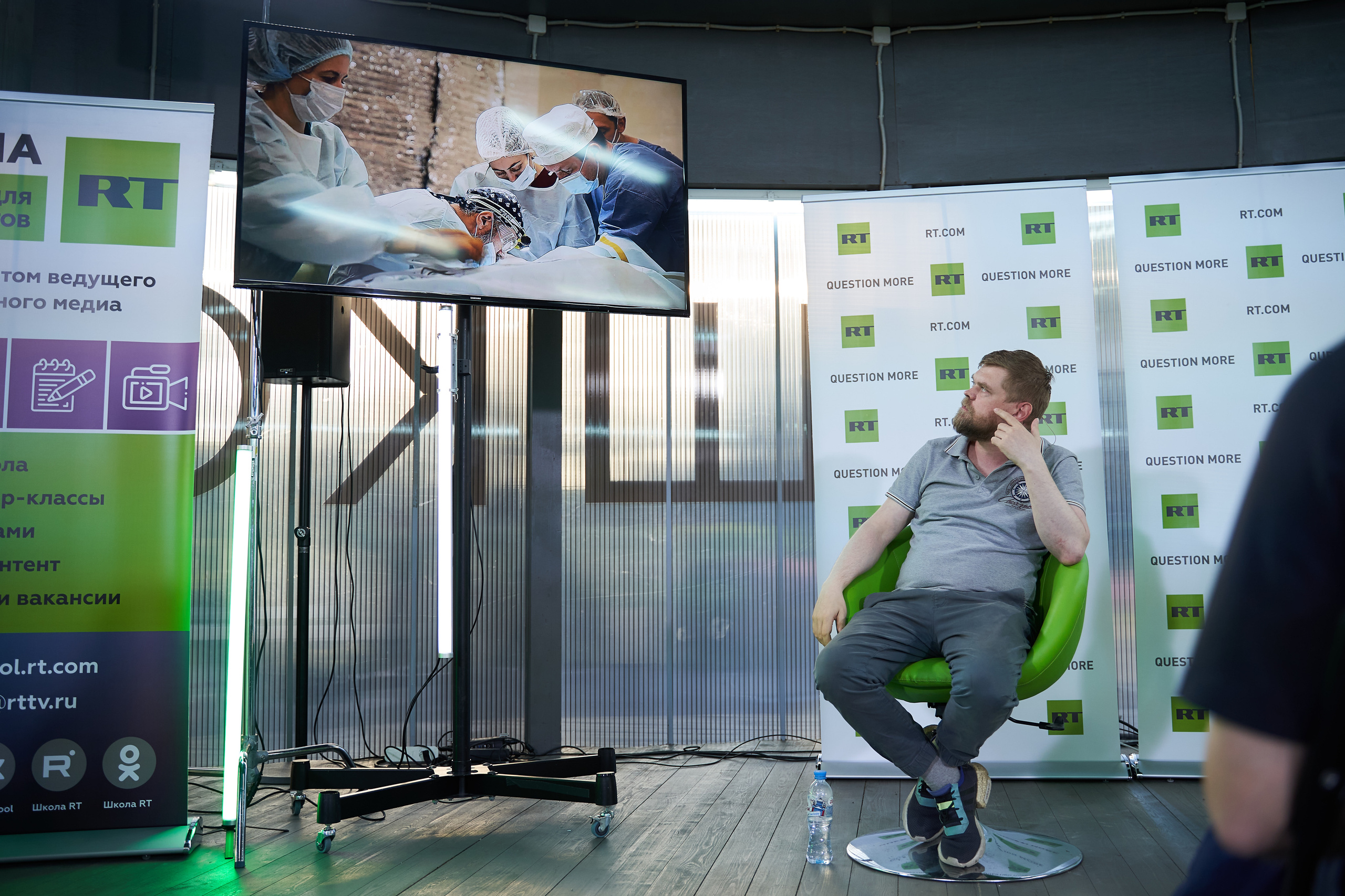 RT School in MUZEON. Reportage event photographer in Moscow Alexander Gladkiy