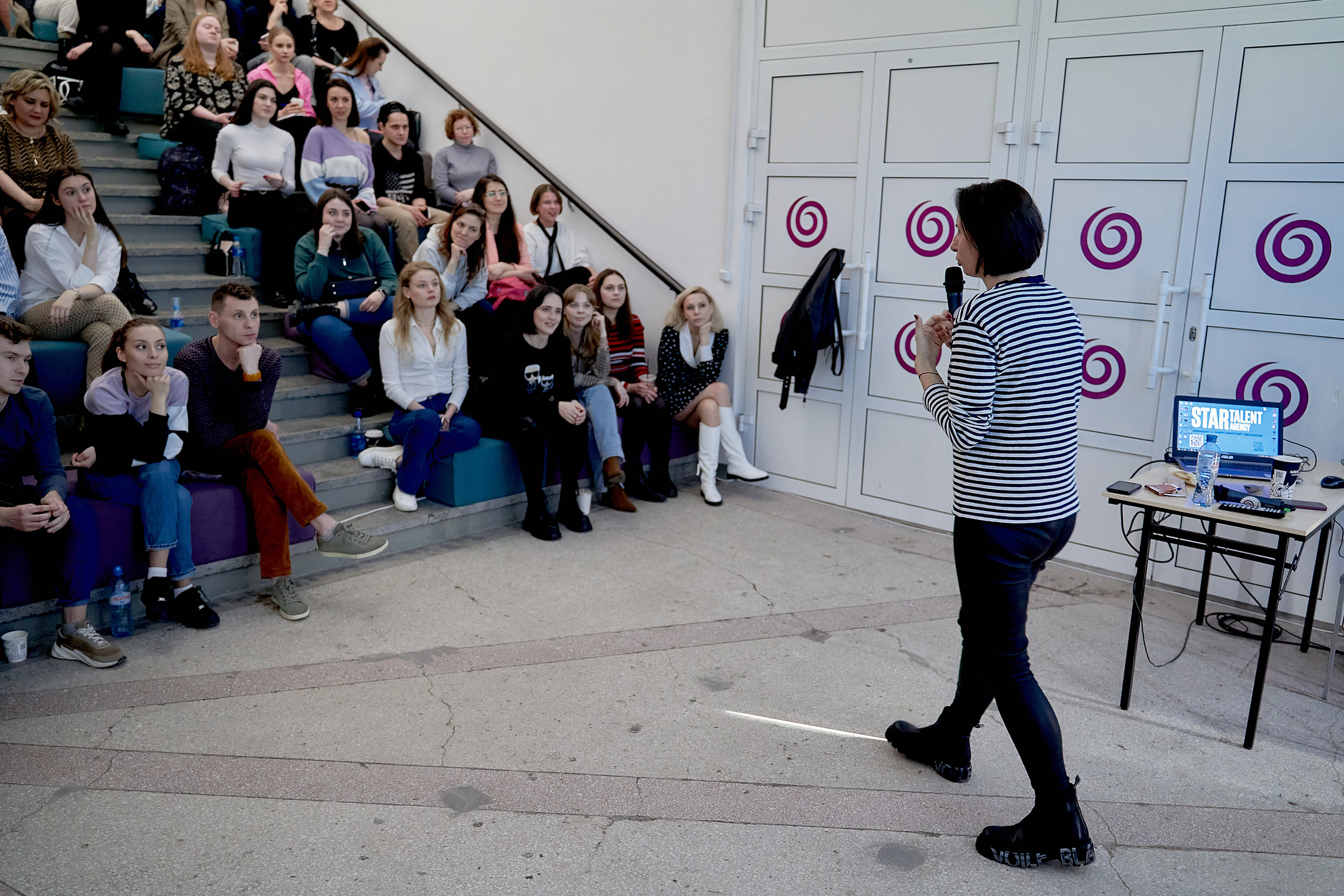 Воркшоп 18.04.22 «Святая Анна 29.». Reportage event photographer in Moscow Alexander Gladkiy