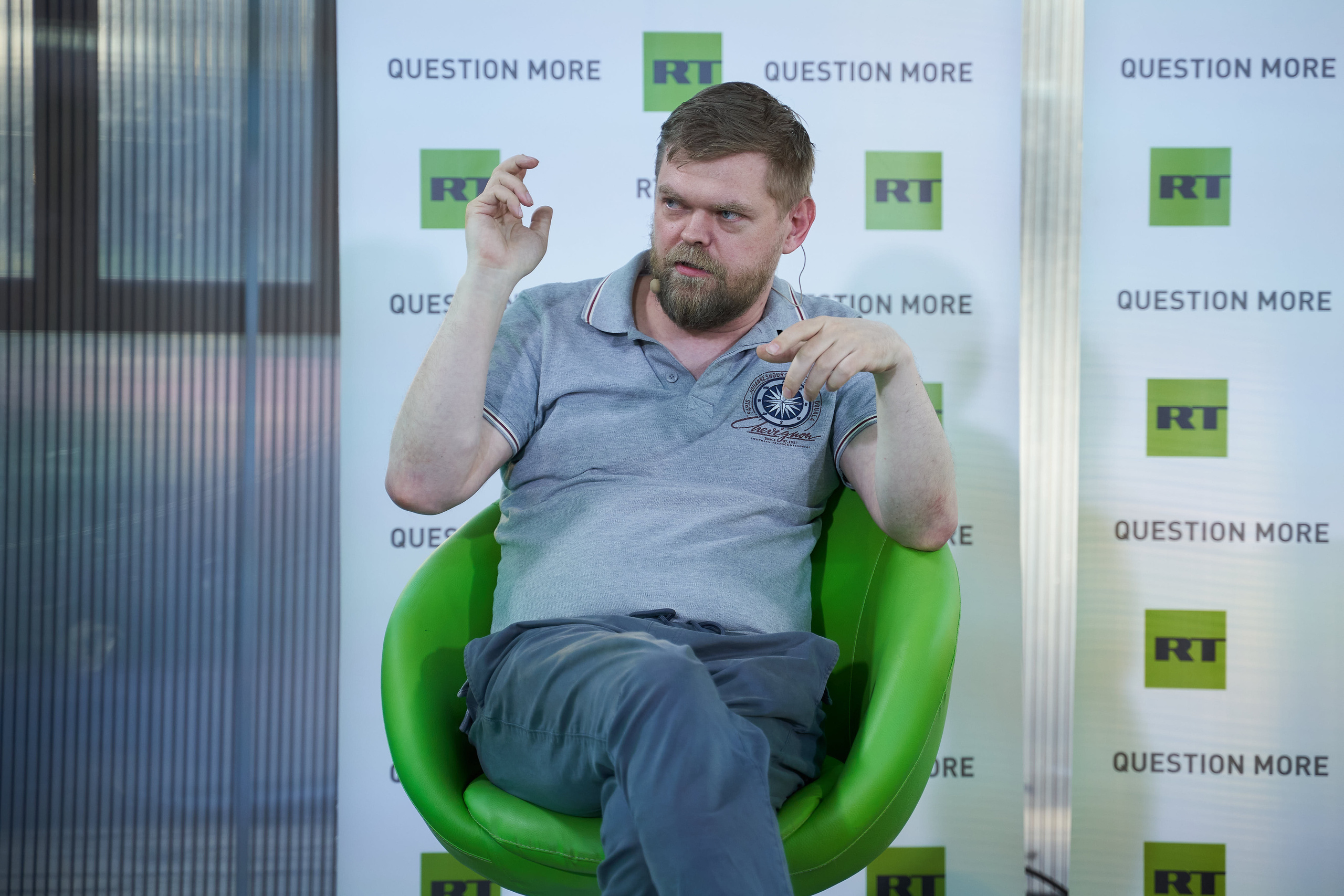 RT School in MUZEON. Reportage event photographer in Moscow Alexander Gladkiy