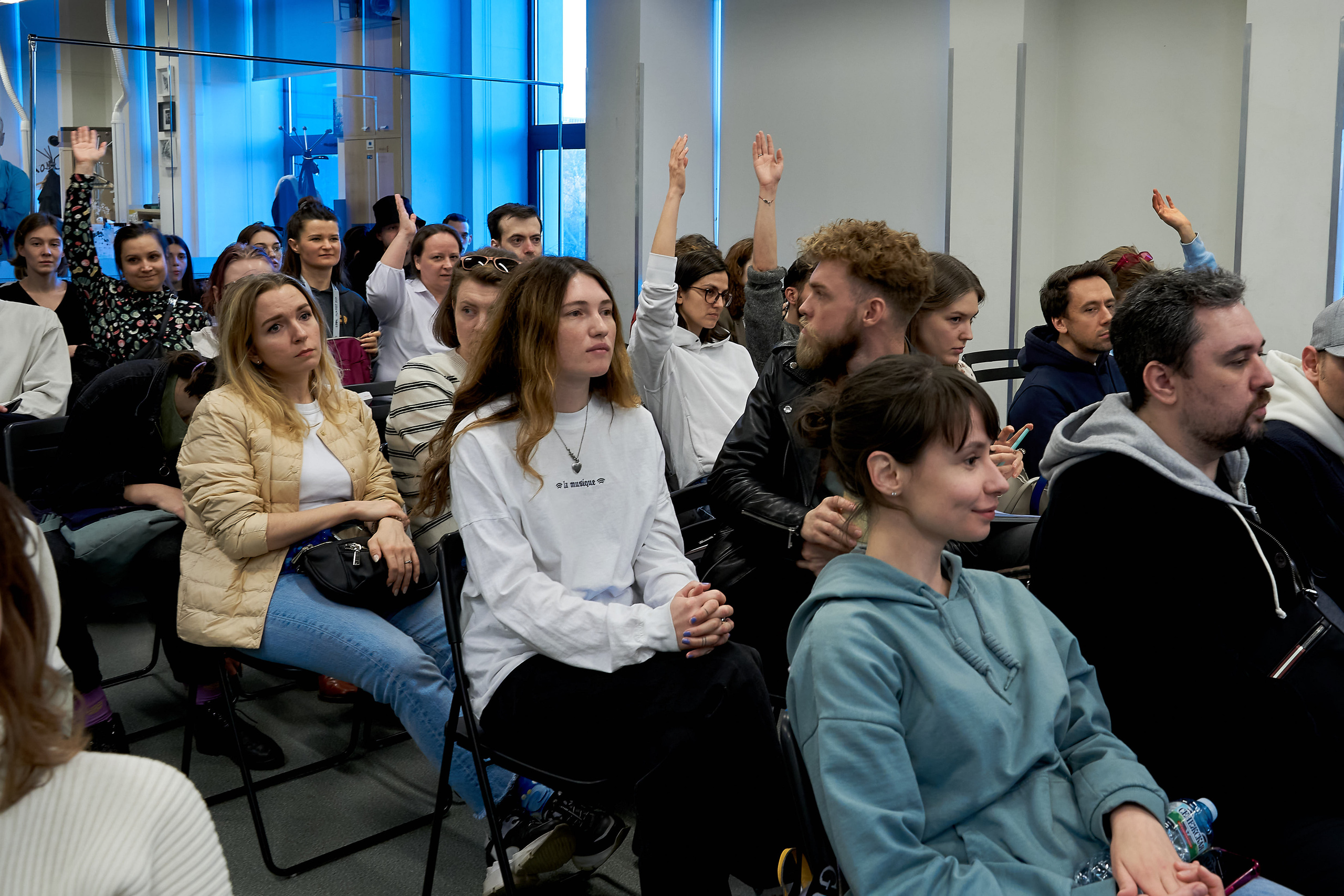 Open-talk с представителями онлайн-платформ. Репортажный ивент фотограф в Москве Александр Гладкий