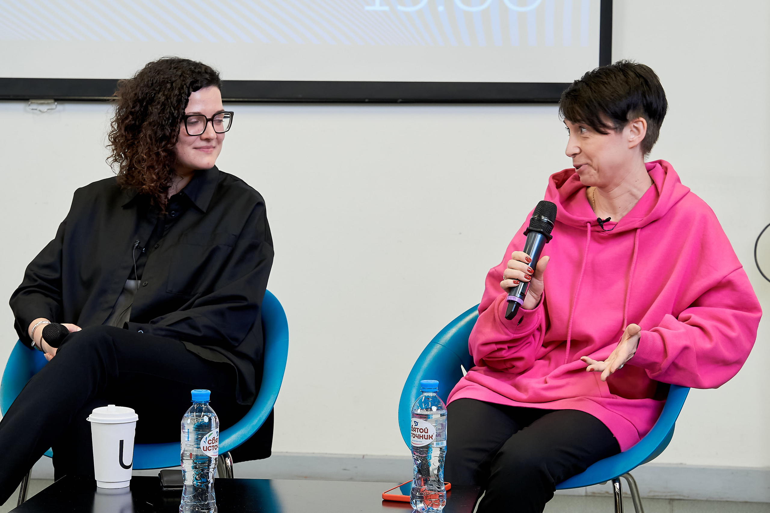 Open-talk с представителями онлайн-платформ. Репортажный ивент фотограф в Москве Александр Гладкий