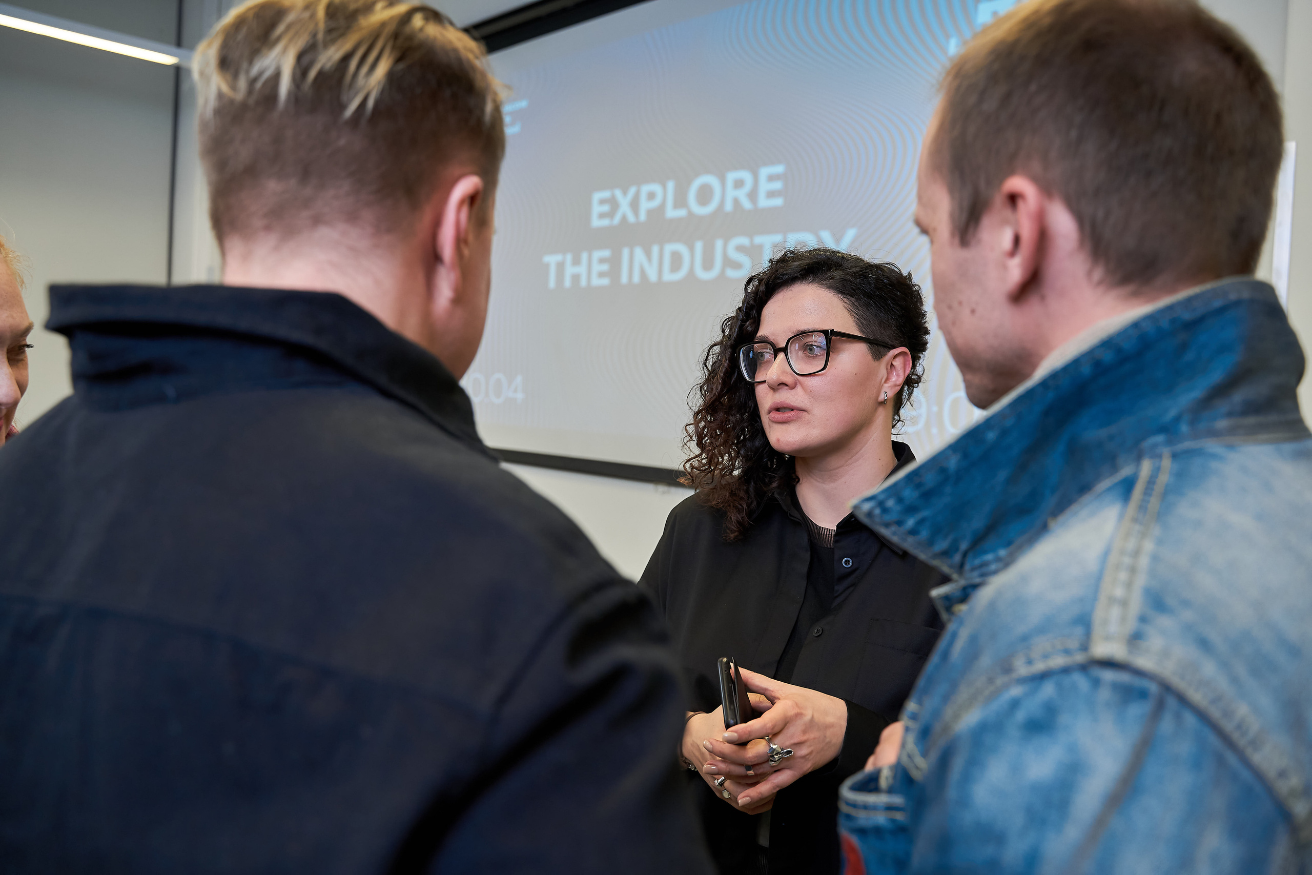 Open-talk с представителями онлайн-платформ. Репортажный ивент фотограф в Москве Александр Гладкий