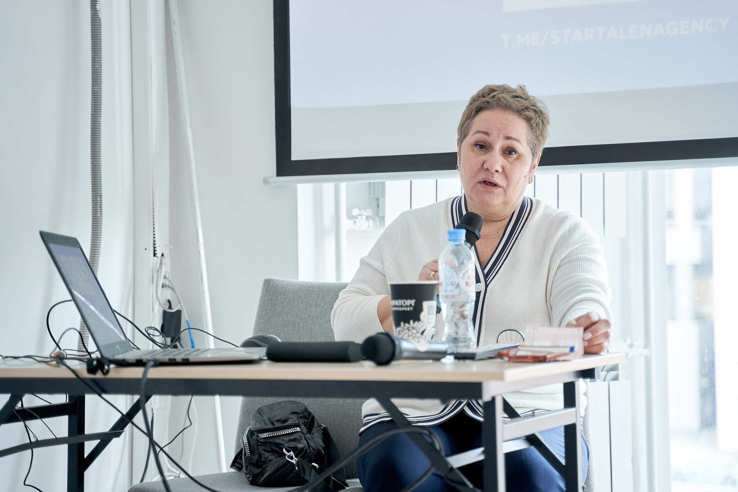 Воркшоп 18.04.22 «Святая Анна 29.». Reportage event photographer in Moscow Alexander Gladkiy