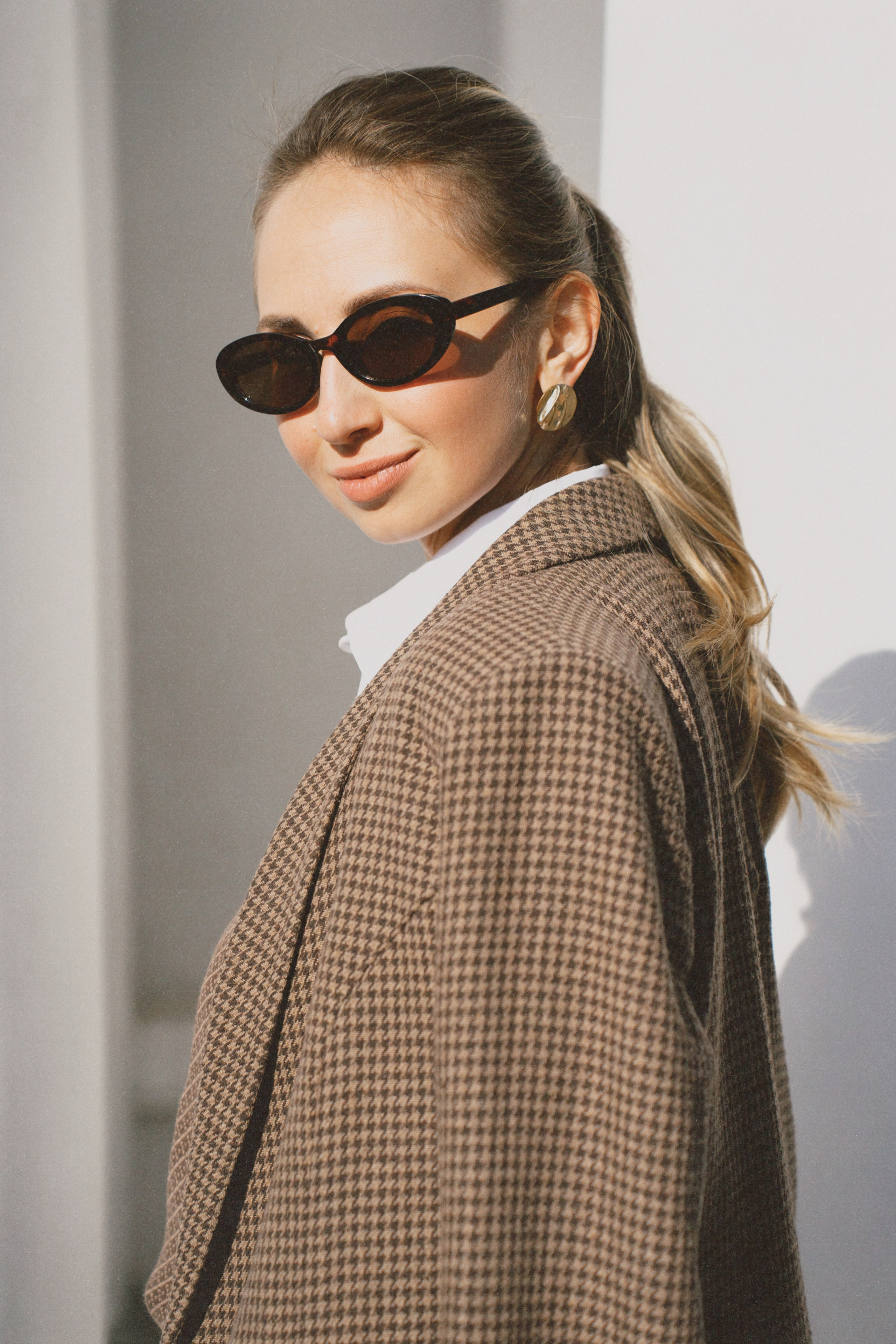 Женский портрет outdoor. Лиана Аскерова ваш фотограф в Санкт-Петербурге