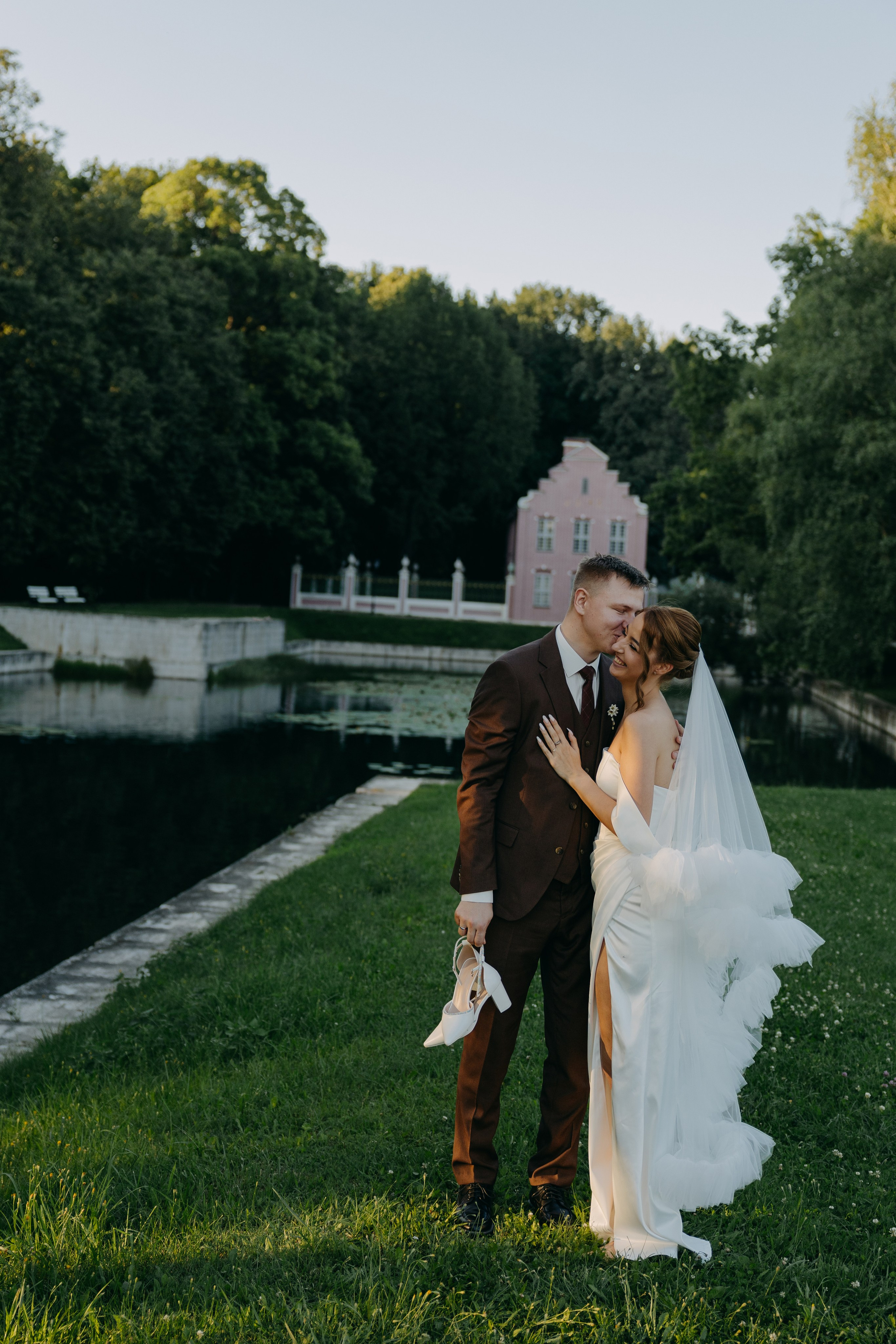 Анна и Никита | от. Twelve + Кусково + банкет. Свадебный фотограф Москва Анастасия Храмова