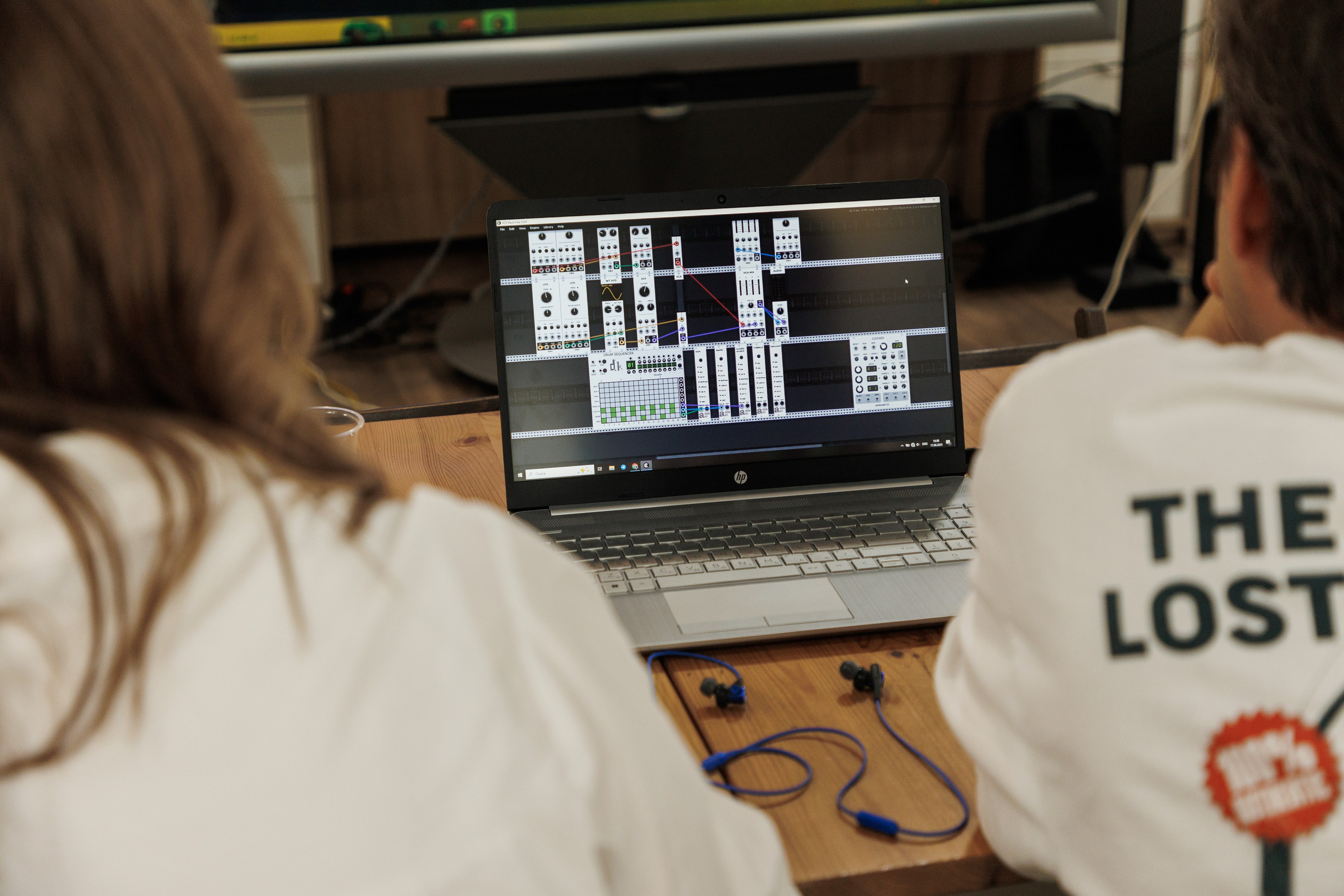 Книжный фестиваль «Смены» в Выксе 2025. Фотограф городских и семейных событий Артем Карпухин