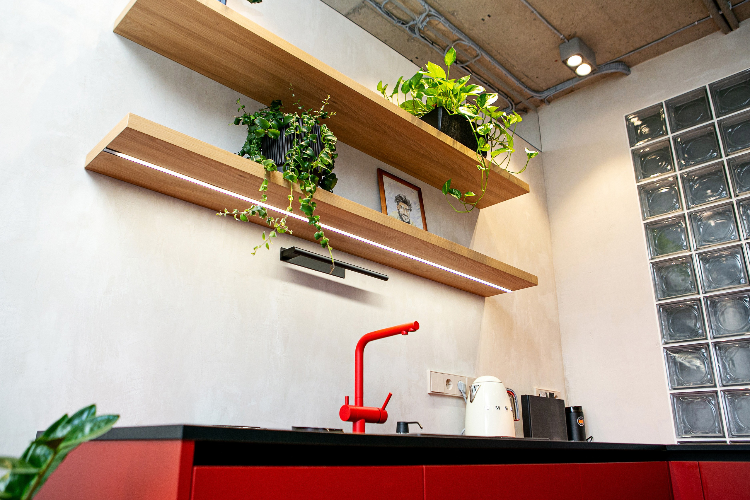 Интерьер ЖК Ирнест. Контент фотограф, съемка для маркетплейсов, фуд съемка и репортажи в Новосибирске Ралия Галеева