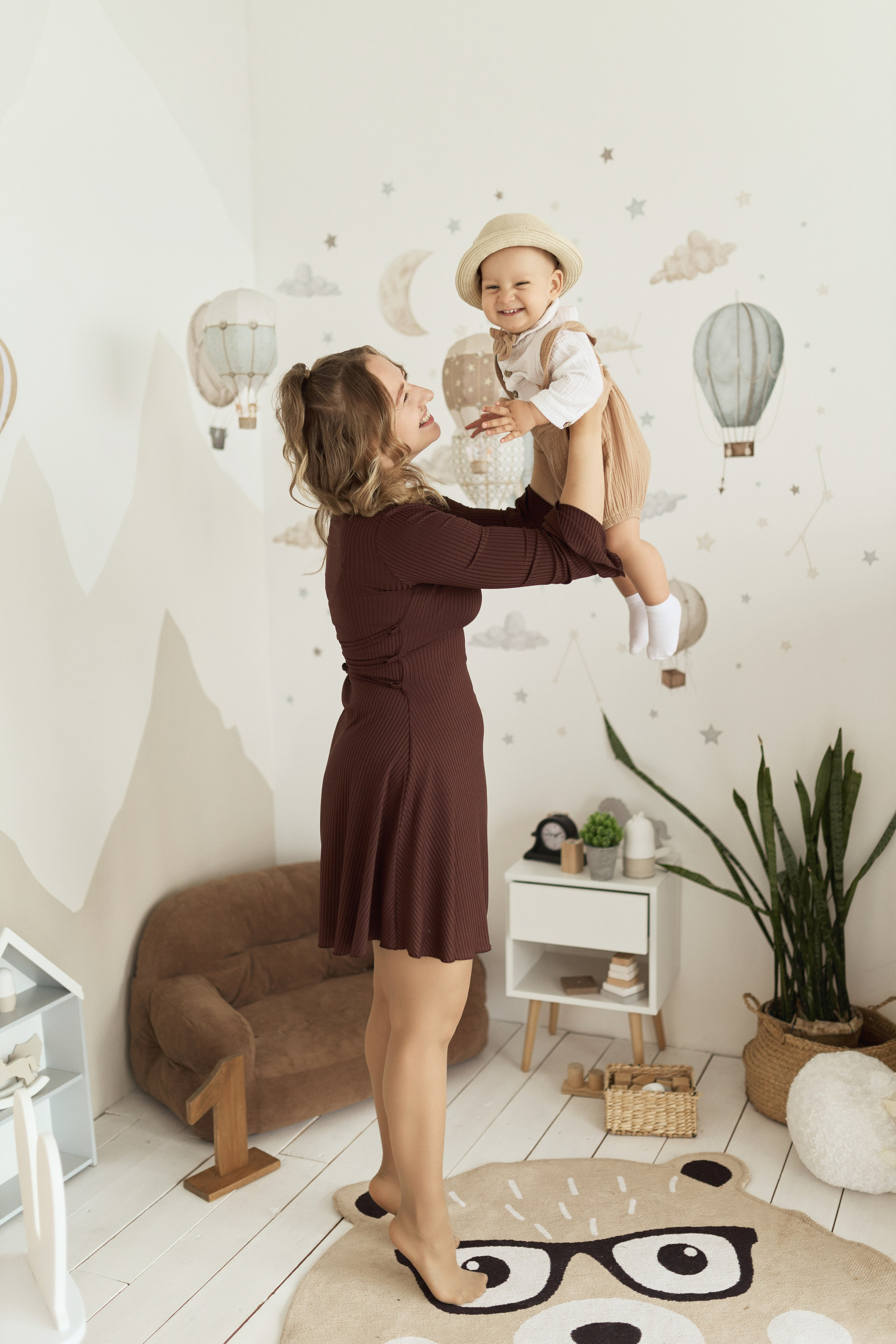 Семейная фотосессия в фотостудии. Алина Каравайцева. Фотограф в городе Барнаул