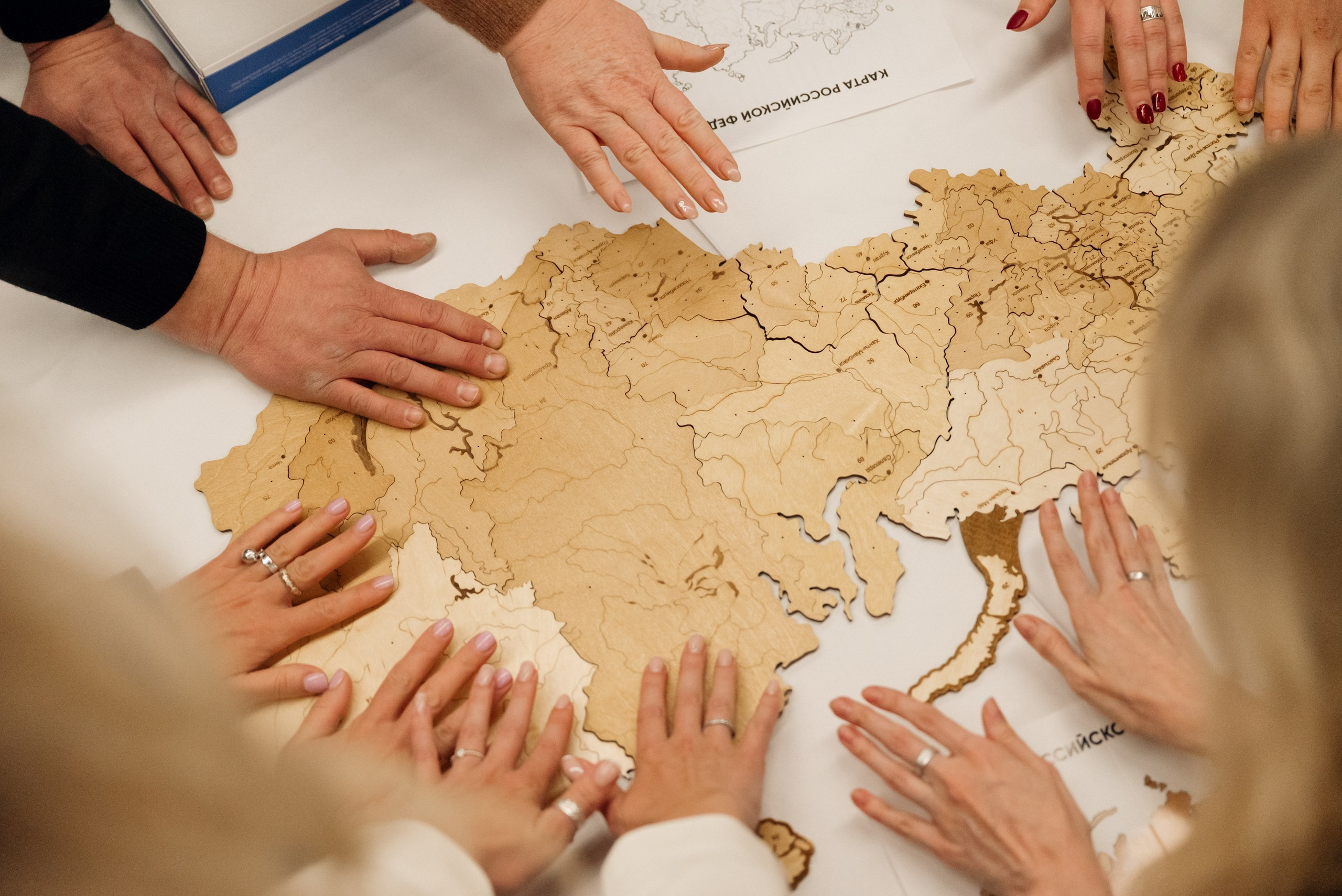 НАОМ. Репортажный фотограф в Санкт-Петербурге Евгений Перевалов