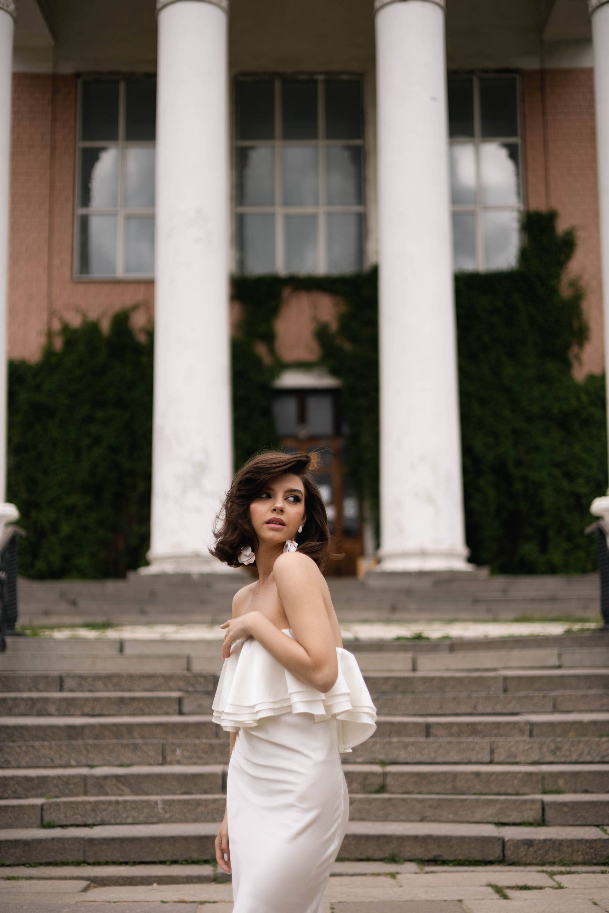 Свадебные и вечерние образы. Прически и макияж. Услуги свадебного стилиста в Москве