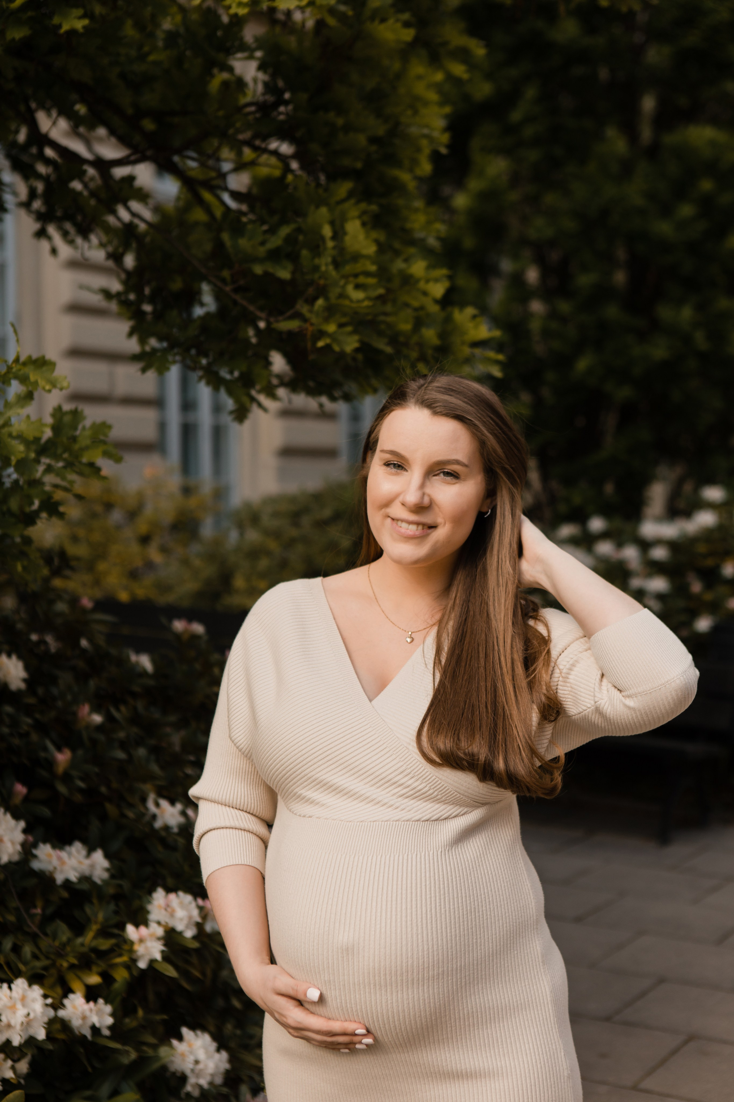 Семейная фотосессия Андрея и Марии. Видеосъемка и фотосъемка свадеб. Фотограф и оператор на свадьбу. Видеосъемка подкастов, собственная видео-фотостудии. Предметная фотосъемка