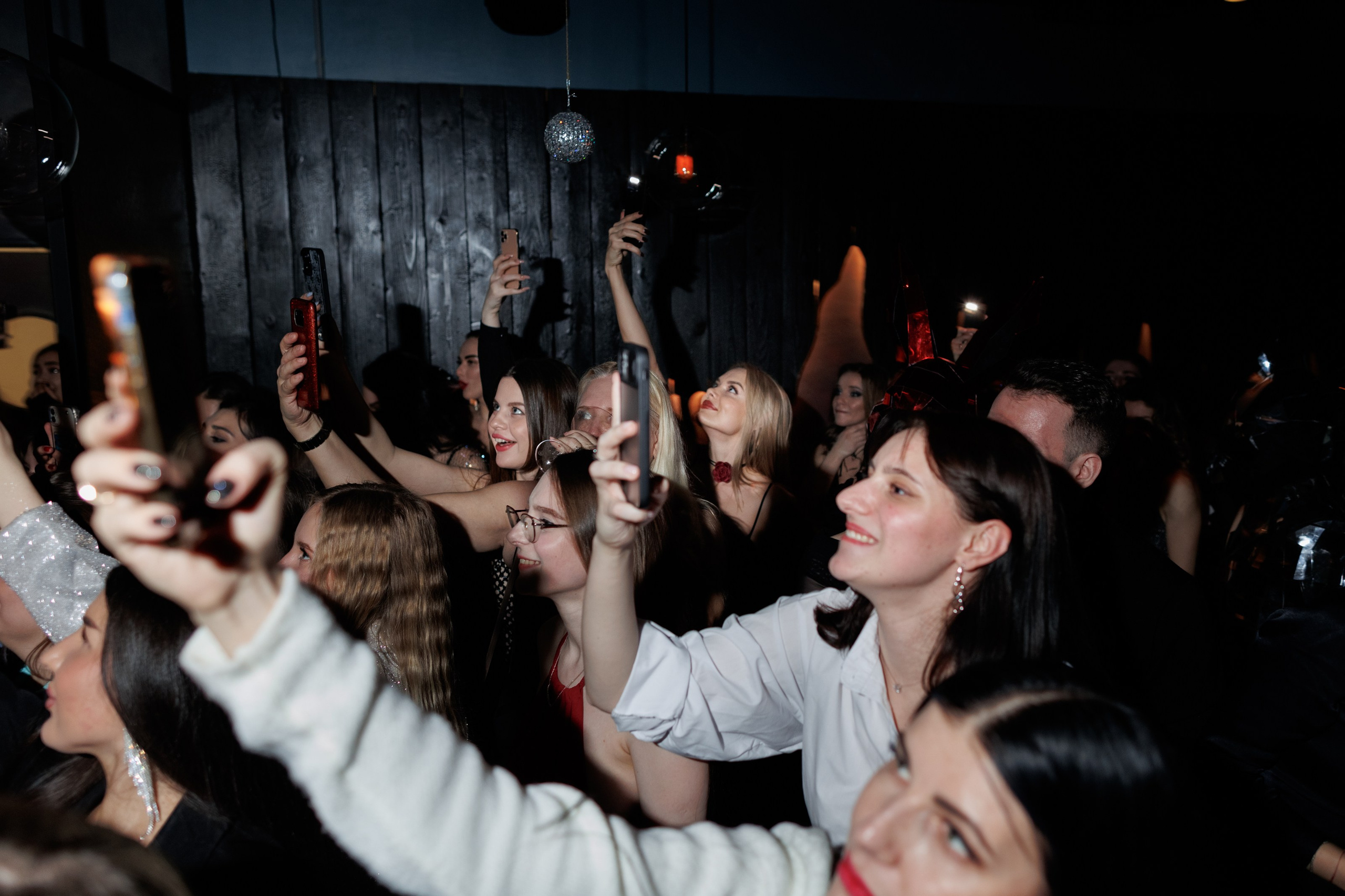 New Year Подружки 23/2024. Свадебный, портретный и репортажный фотограф Дмитрий Карпов