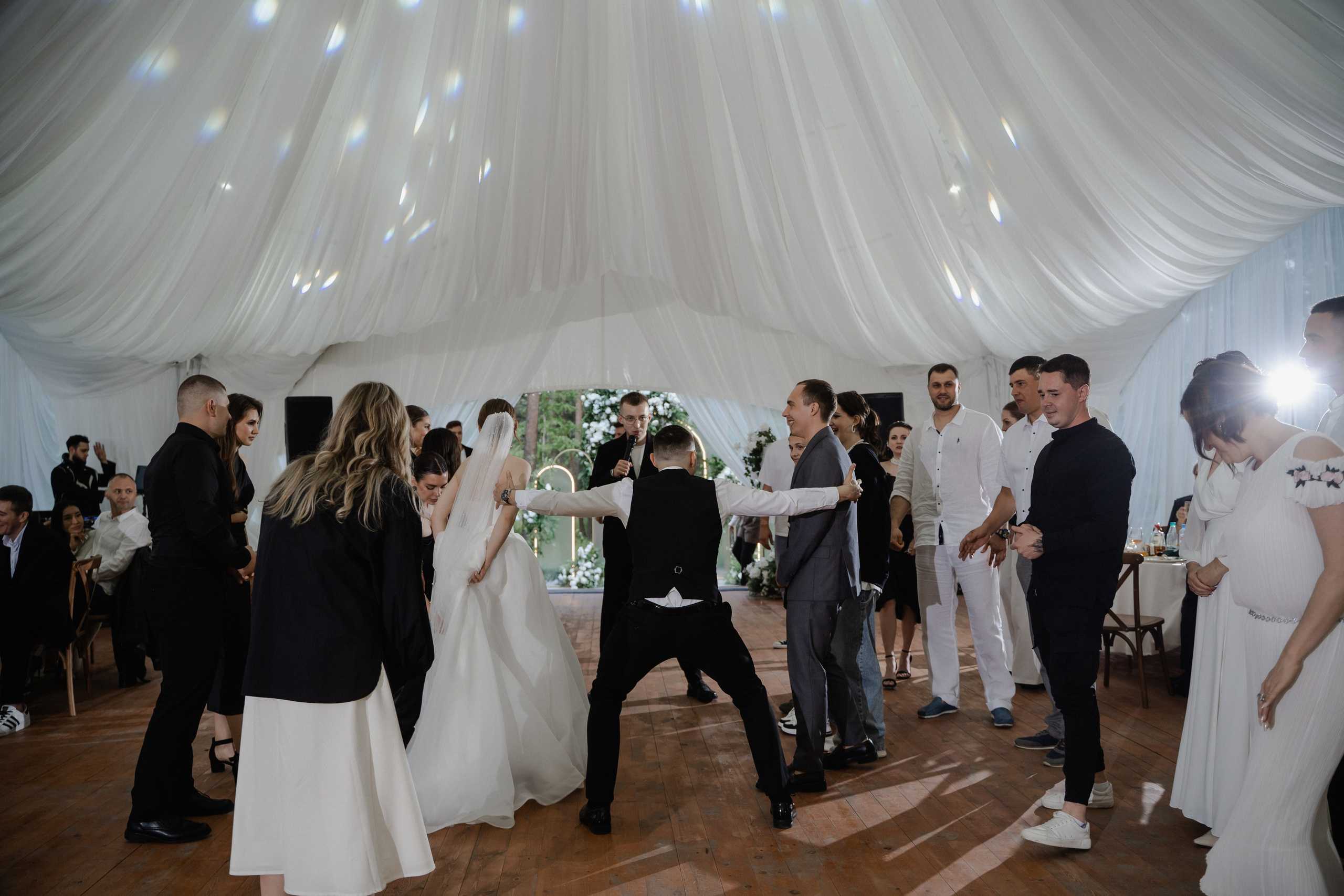 Екатерина и Никита. Свадьба в Шатре. Фотограф Аля Овчарова