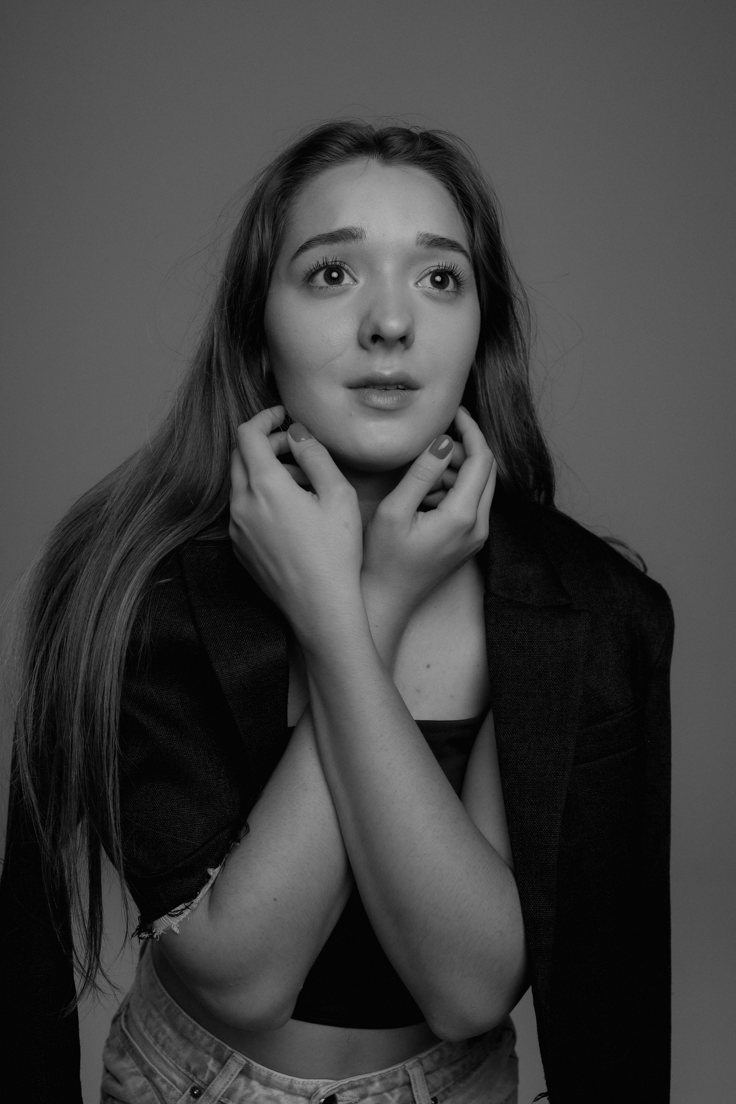 Женские портреты в студии. Главная