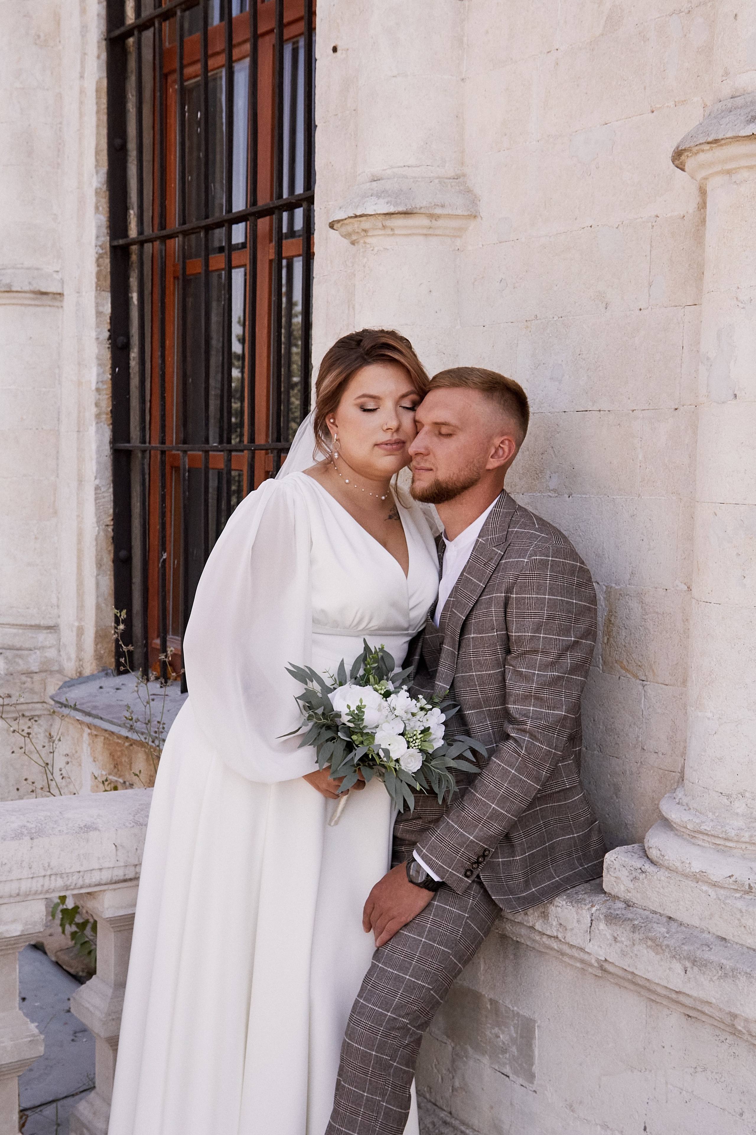 Алевтина и Дмитрий. Владимирский храм. Фотограф лавстори Москва/МО Приятелева Ангелина