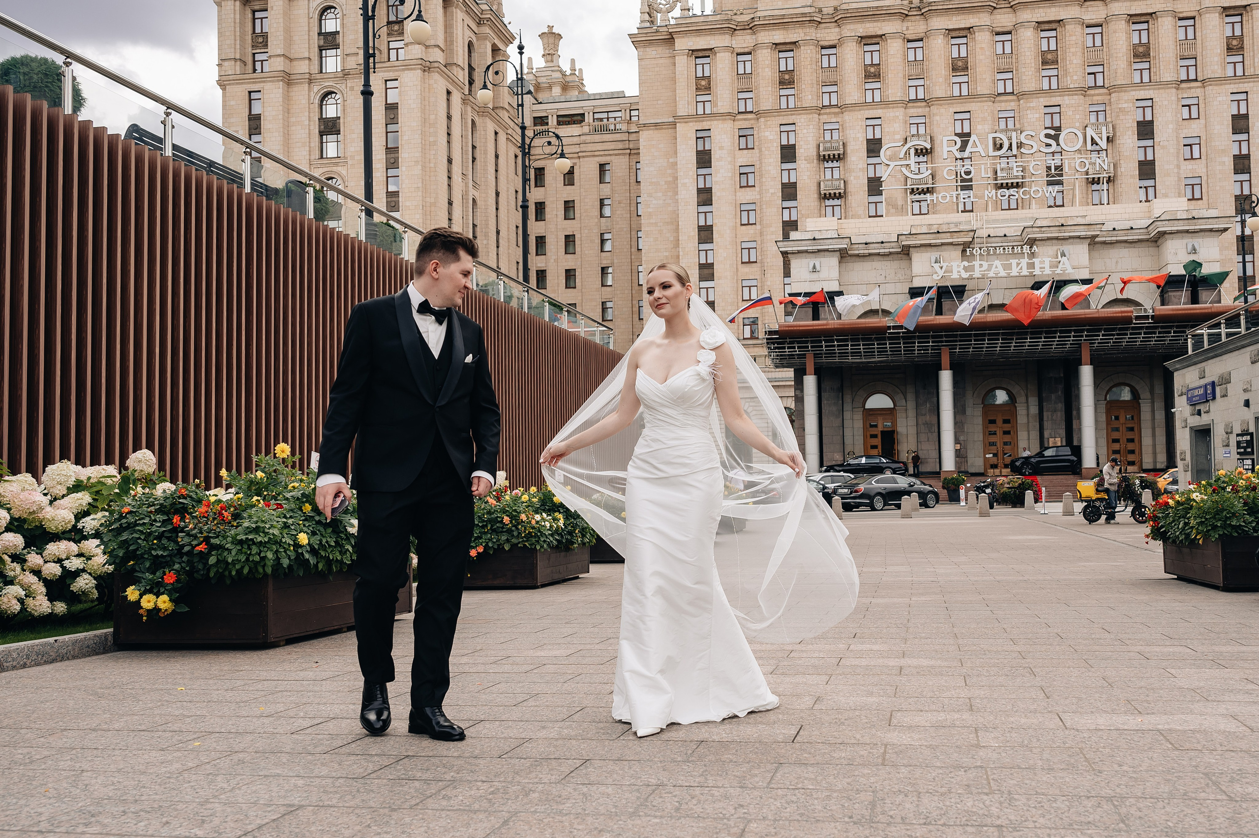 П&А | Гостиница «Украина», ГУМ и Таганский ЗАГС. Портретный фотограф Москва Светлана Кашура