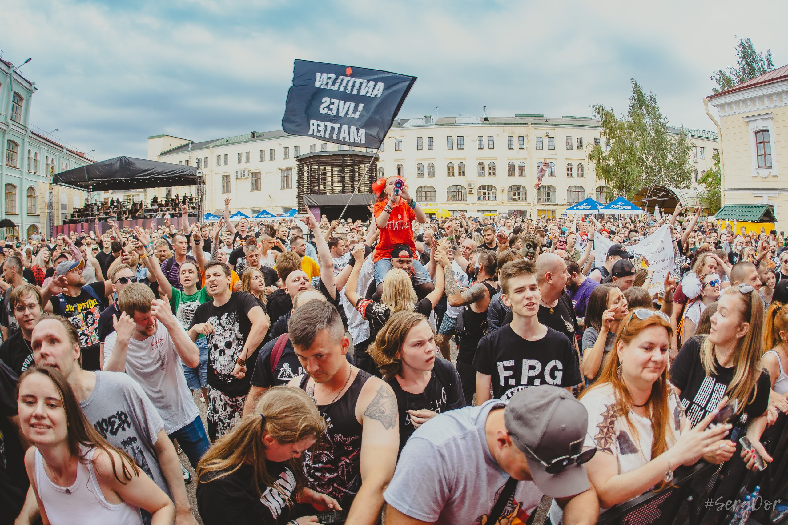 Включай Микрофон!, Панки в городе, антитлен, Двор Гостинки, Санкт-Петербург, 29.06.2024, SergDor, ПНХС, 29 июня 2024 года, #SergDor