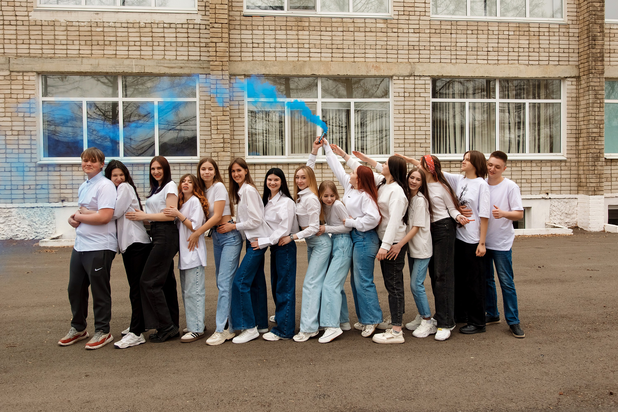 11 класс с. Барабаш. Фотограф Любовь Корниенко, Примоский край