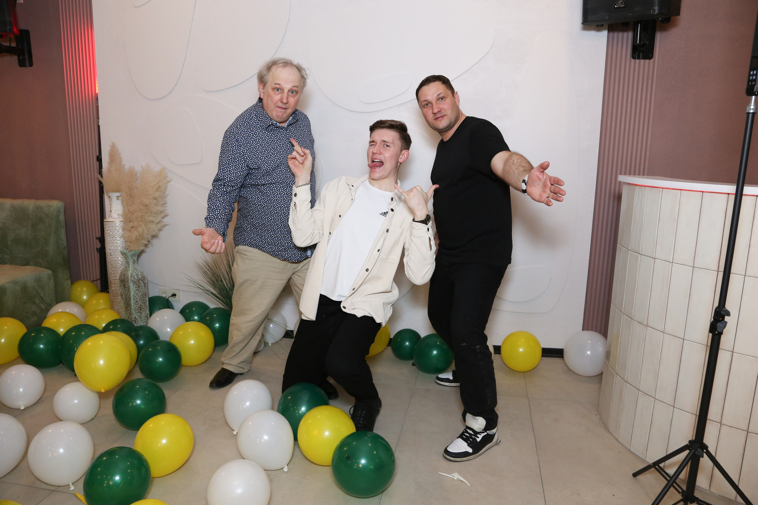 Клипы и Кино. Сергей Кошкин ВИДЕООПЕРАТОР, ОПЕРАТОР-ПОСТАНОВЩИК, ВИДЕОГРАФ