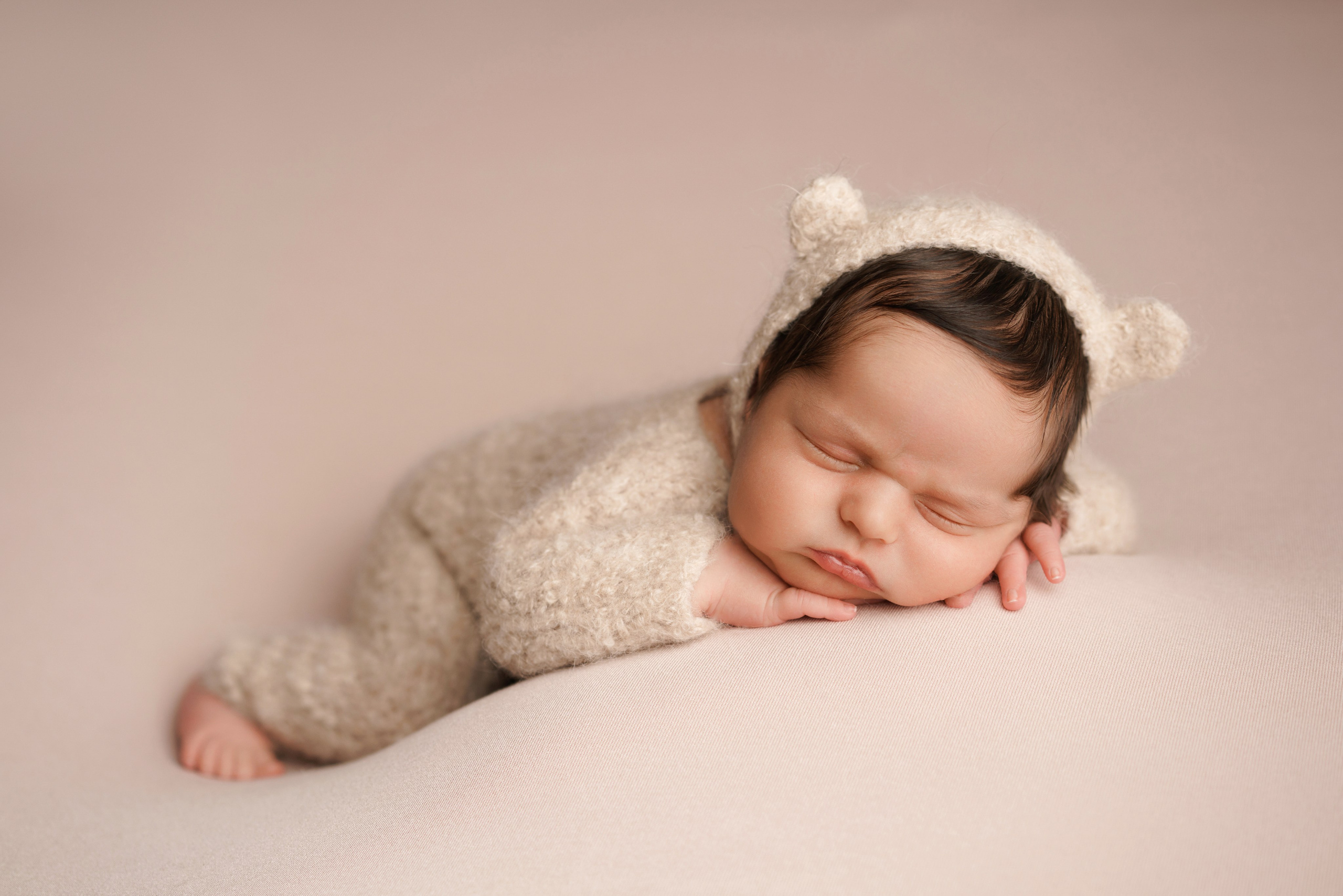 Фотосессия новорожденных | Галерея трогательных кадров малышей в стиле newborn. Фотосессия новорожденных в Москве и Московской области | Профессиональный фотограф newborn — Татьяна Иванова