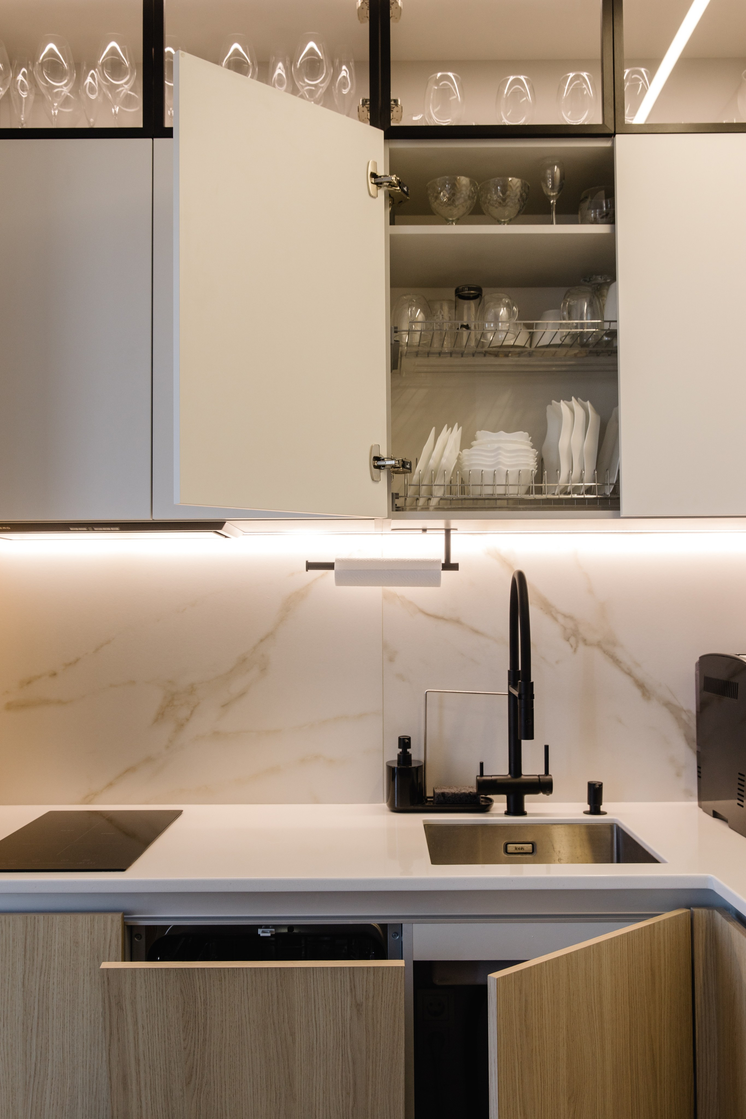 Rozalux. ГУДРУМ — Мебель на заказ в Томске | Кухни | Шкафы | Стулья и Столы