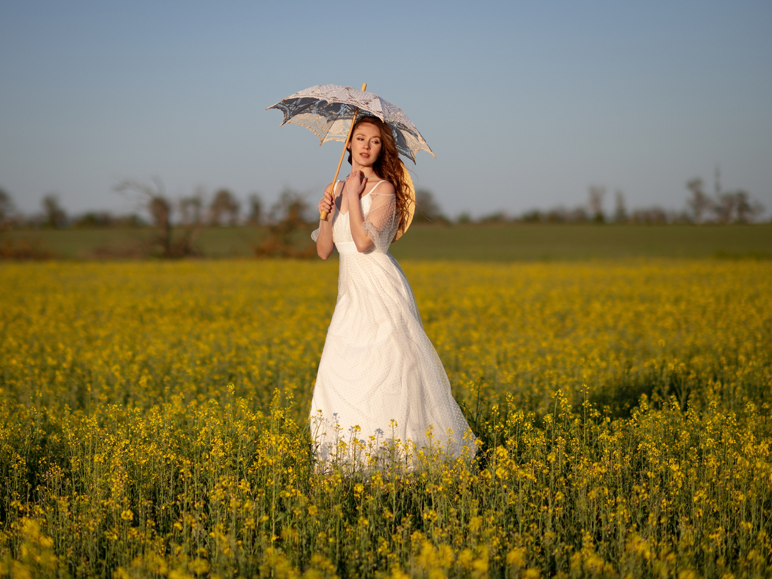 Фото в рапсовых полях. Семейный фотограф в Севастополе и Крыму Александра Погребняк