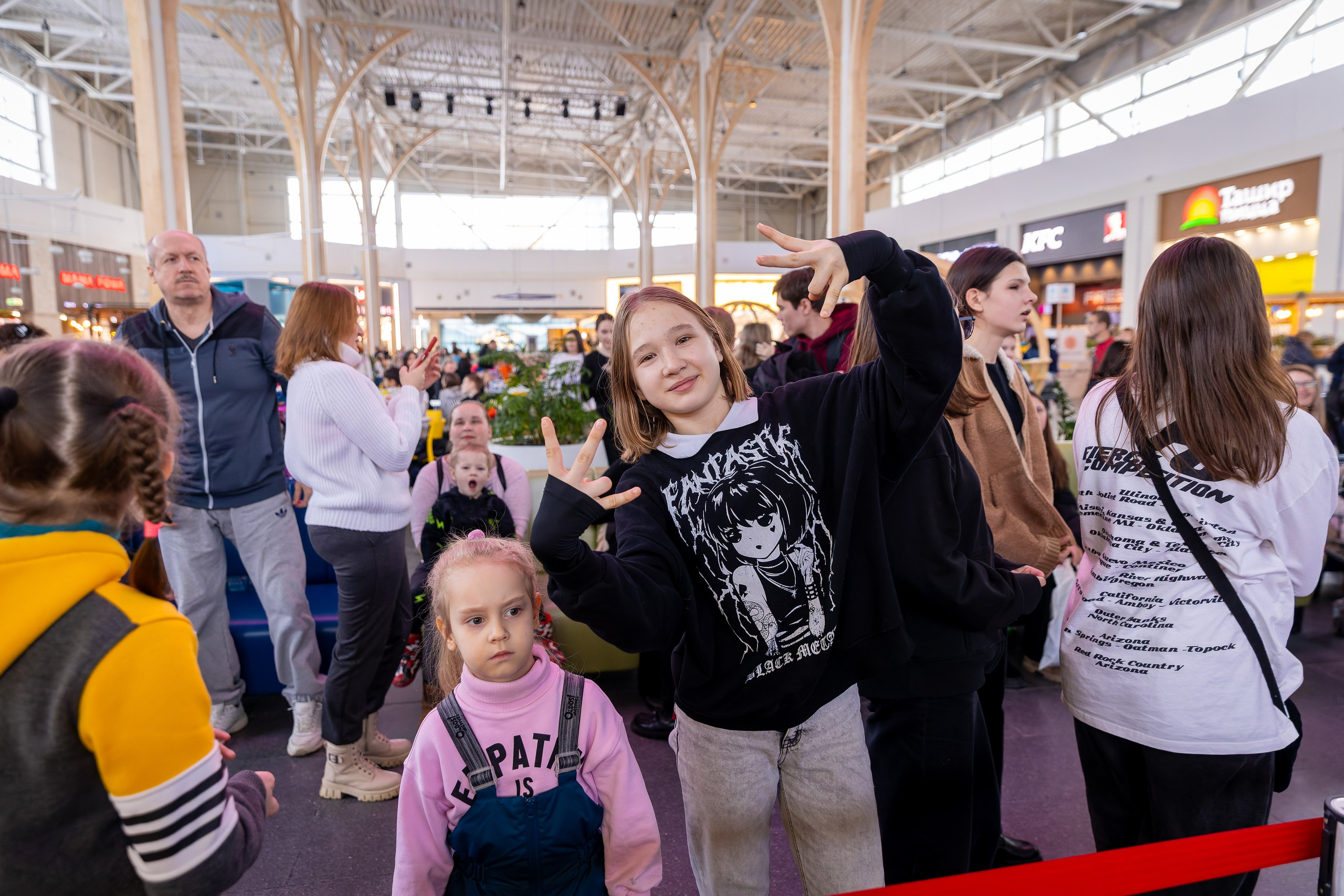 Фото отчет с мероприятия ТЦ Мега 12 лет. Фотограф в Самаре Максим Тырин
