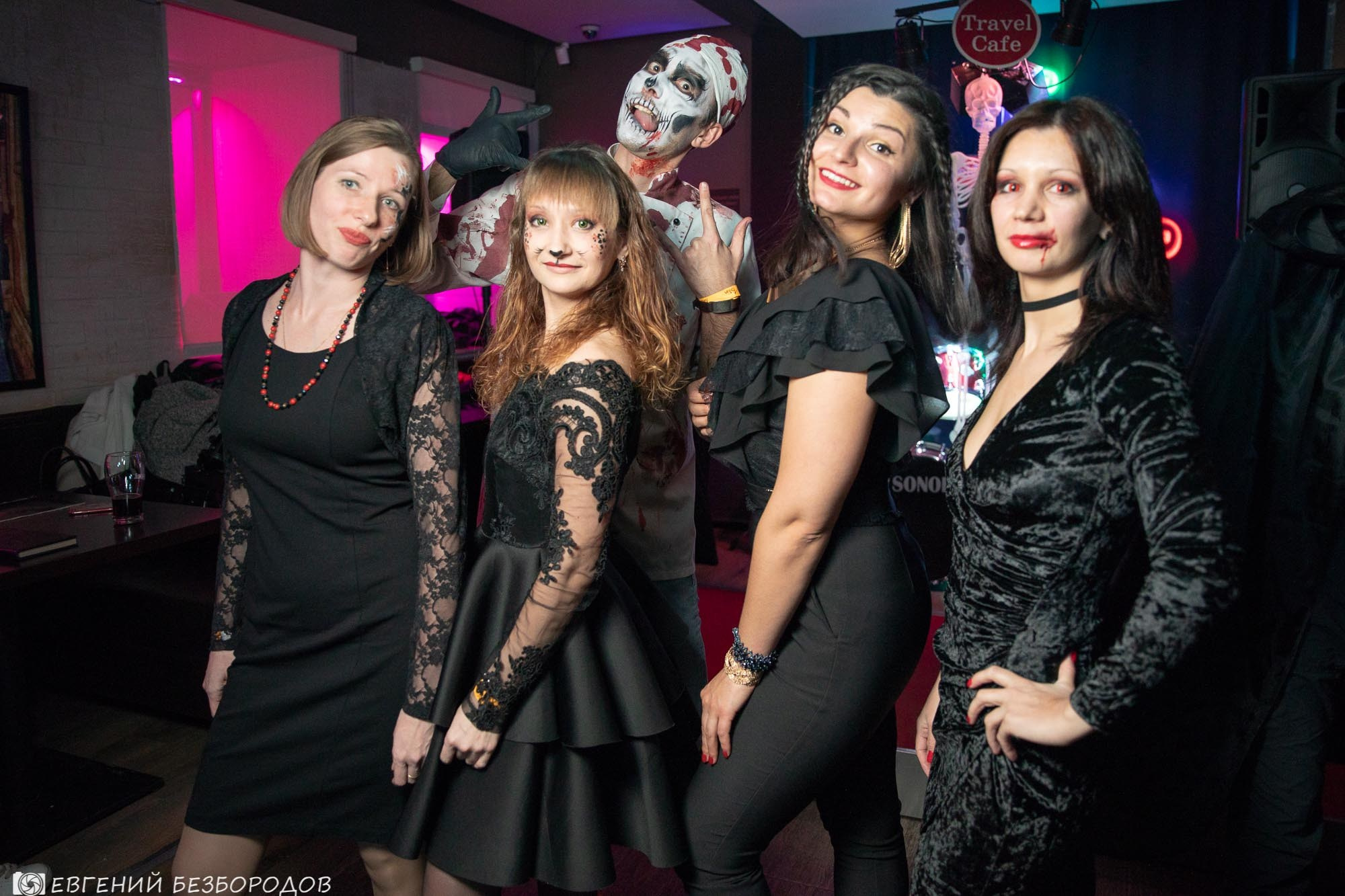 Пятница, 2-е. Клубная вечеринка на Хеллоуин | 2.11.2018. Галерея Фантим