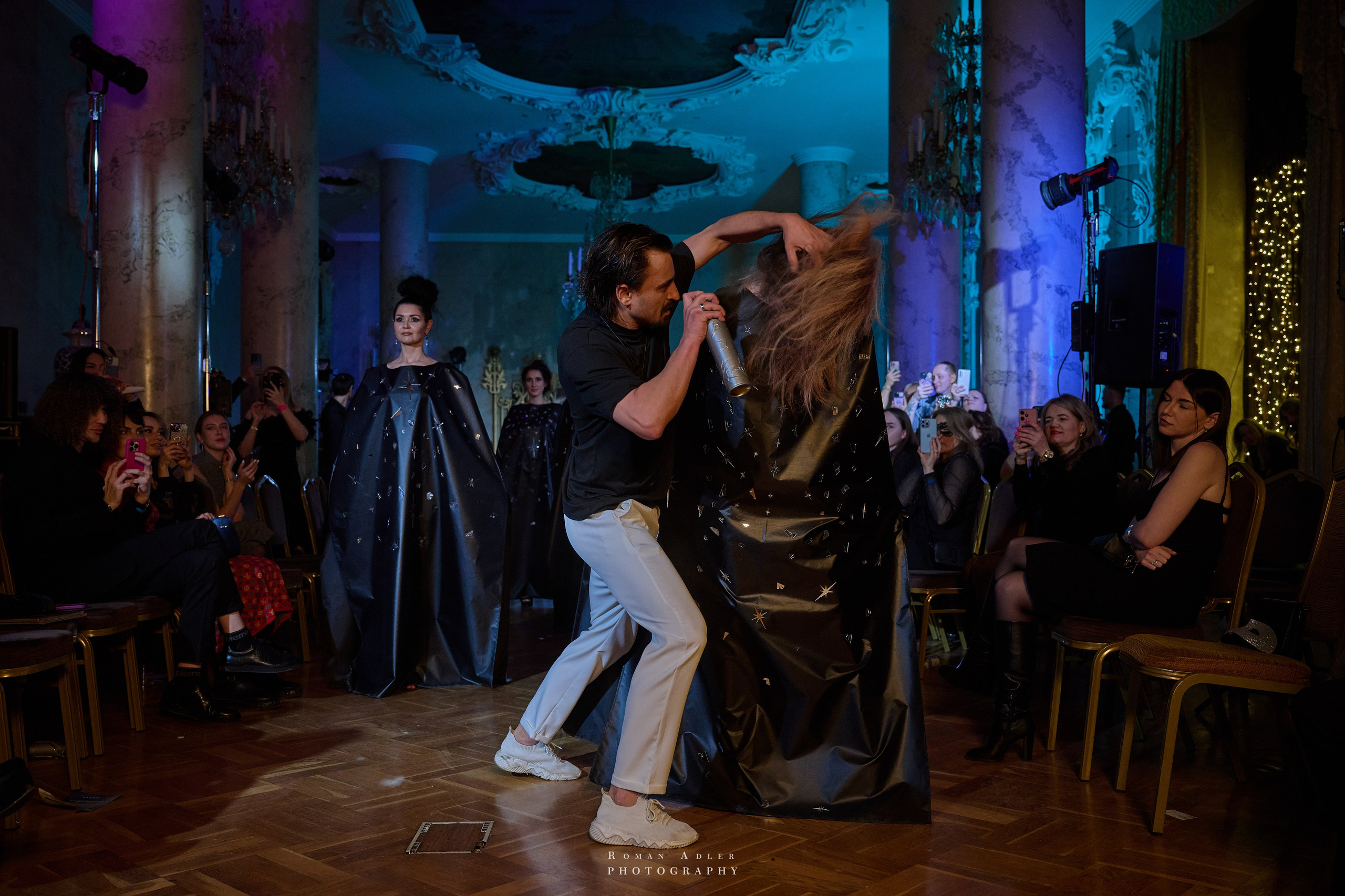 Шоу Андрея Вишневского. Фотограф Роман Адлер