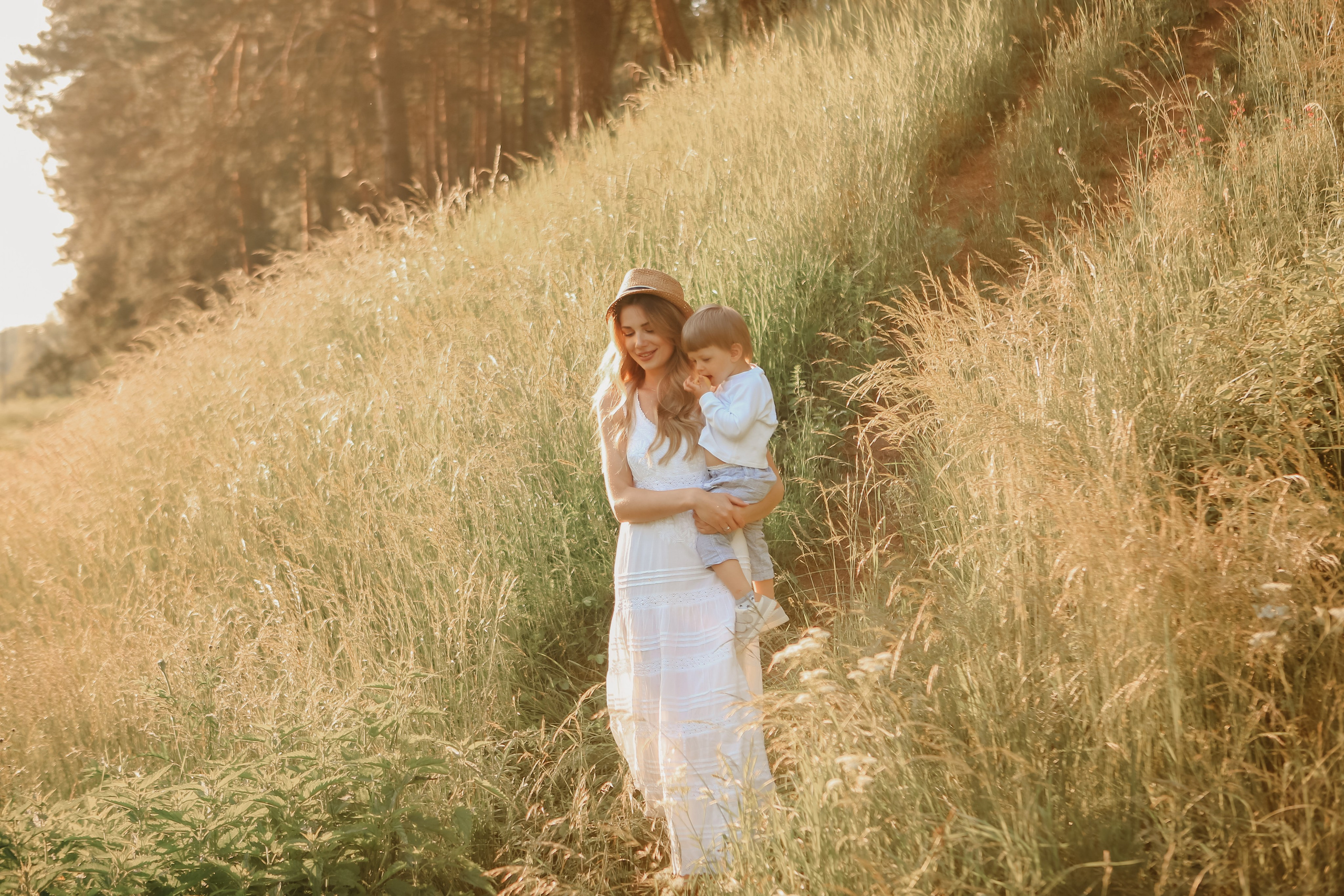 Лето, поле, любовь. Фотограф на Новой риге и в Москве Елена Елис