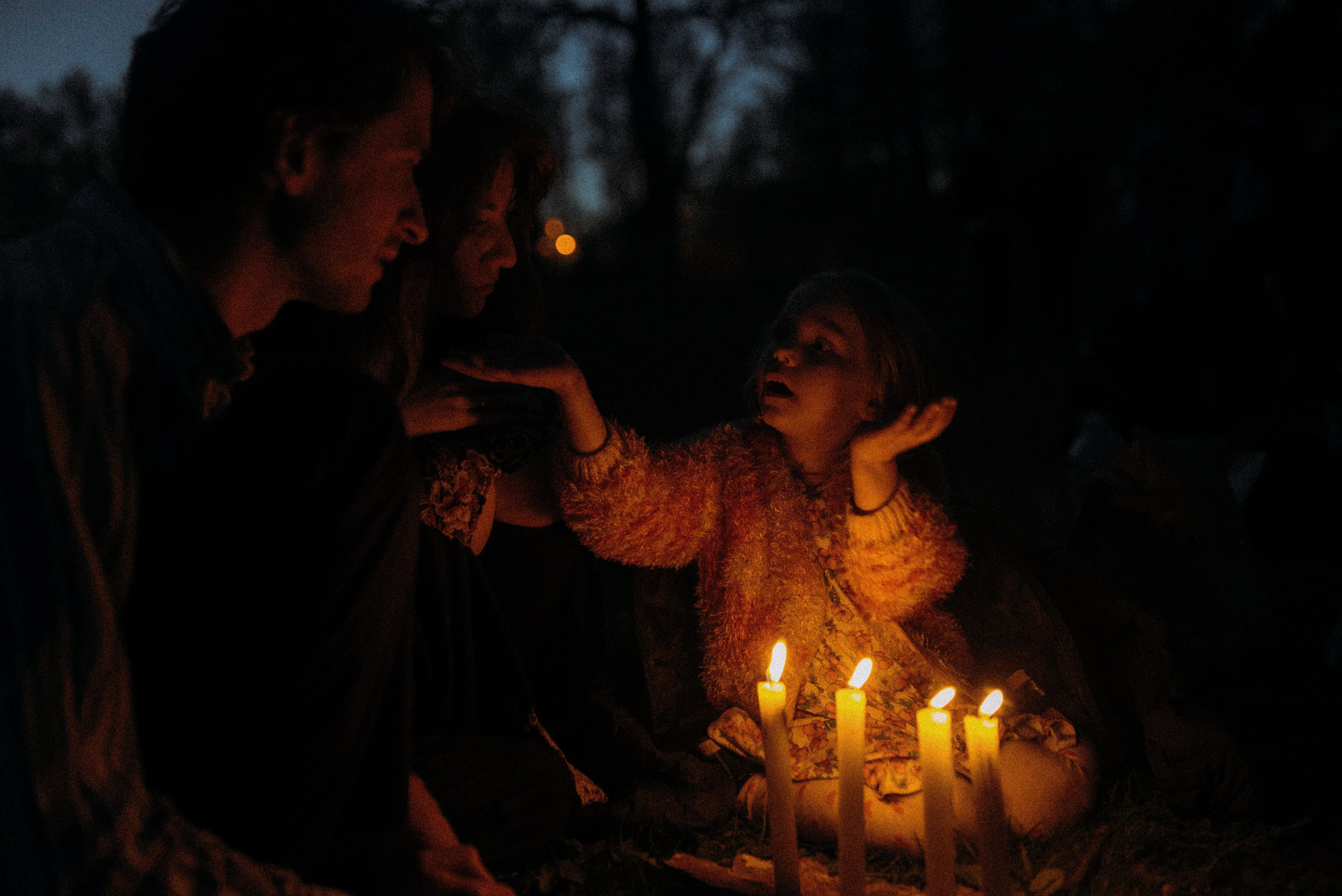 2024. Стрит-фотография, полная абсурда, идиотизма и красоты