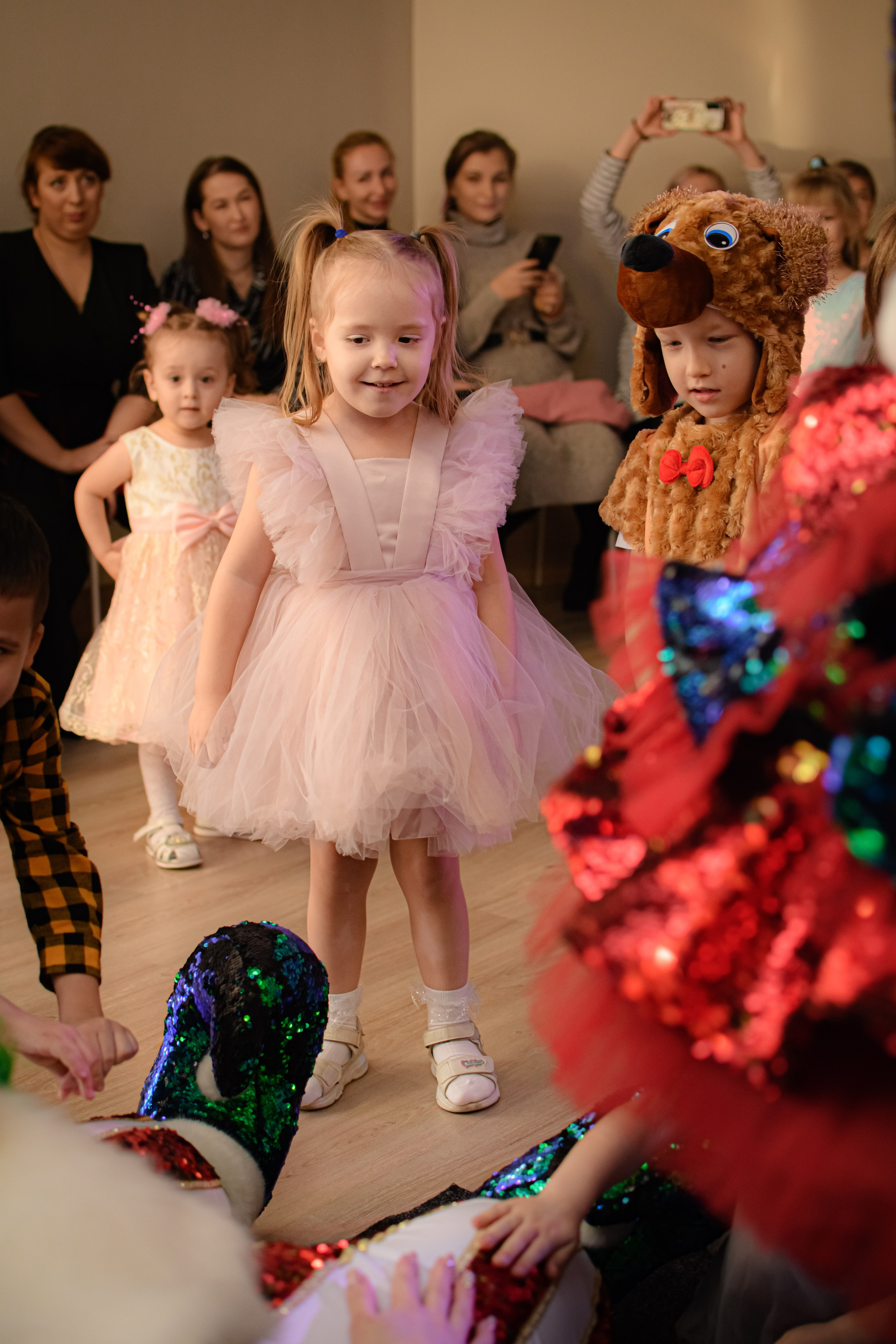 HAPPY NEW YEAR. Photokarish