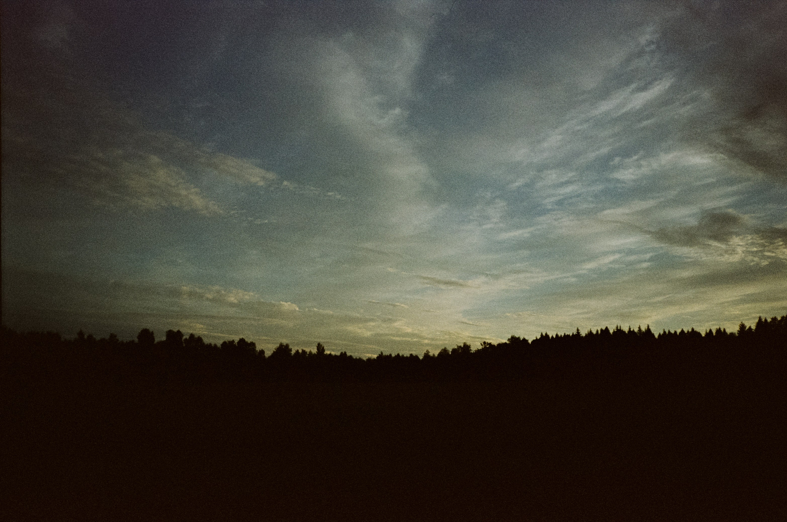 Ricoh MF-1 / Fujifilm X-tra 400 (просрочка) / Закат в Котово