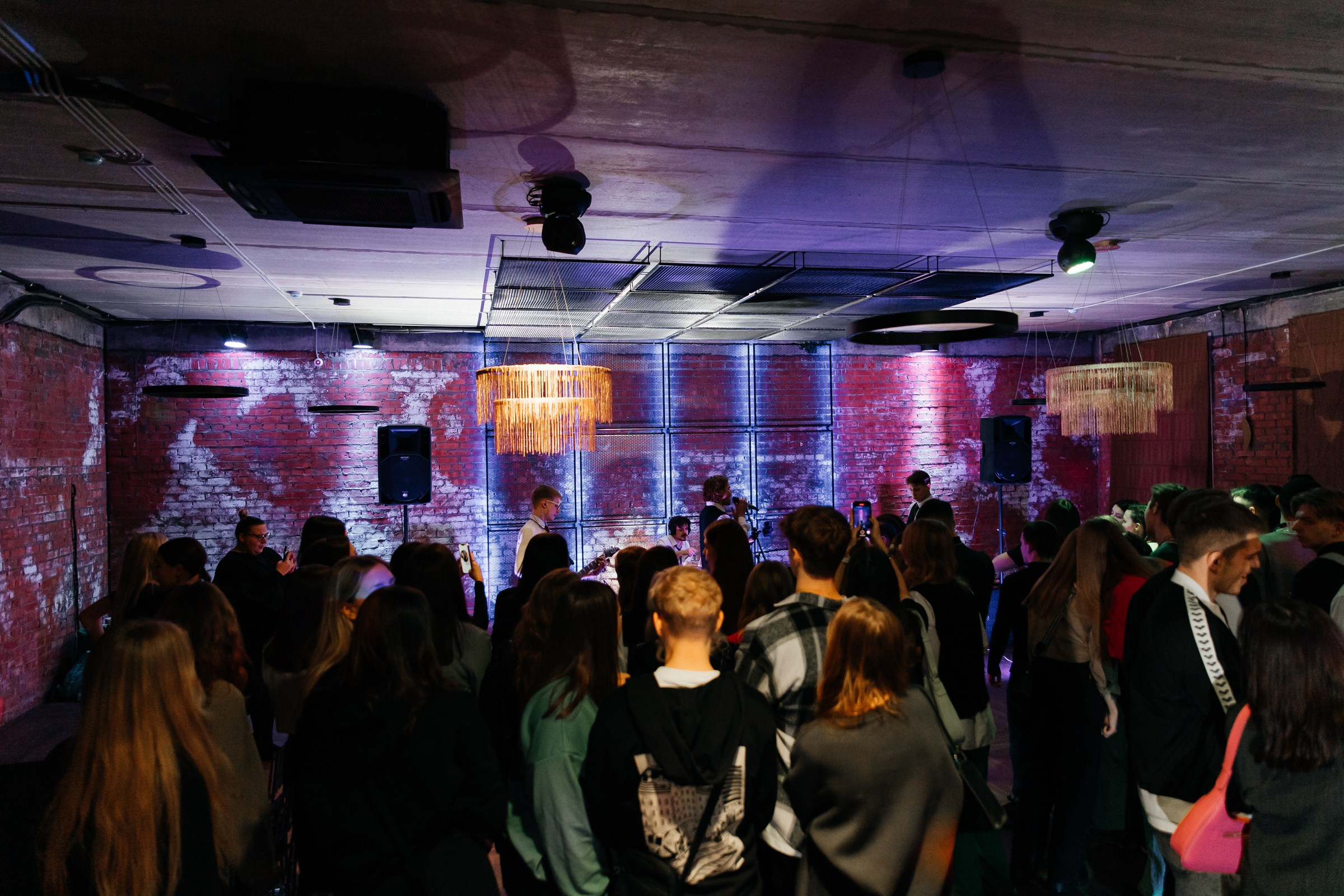Первый сольник группы СНИМКИ. Свадебный и репортажный фотограф в Новосибирске Федор Гладков