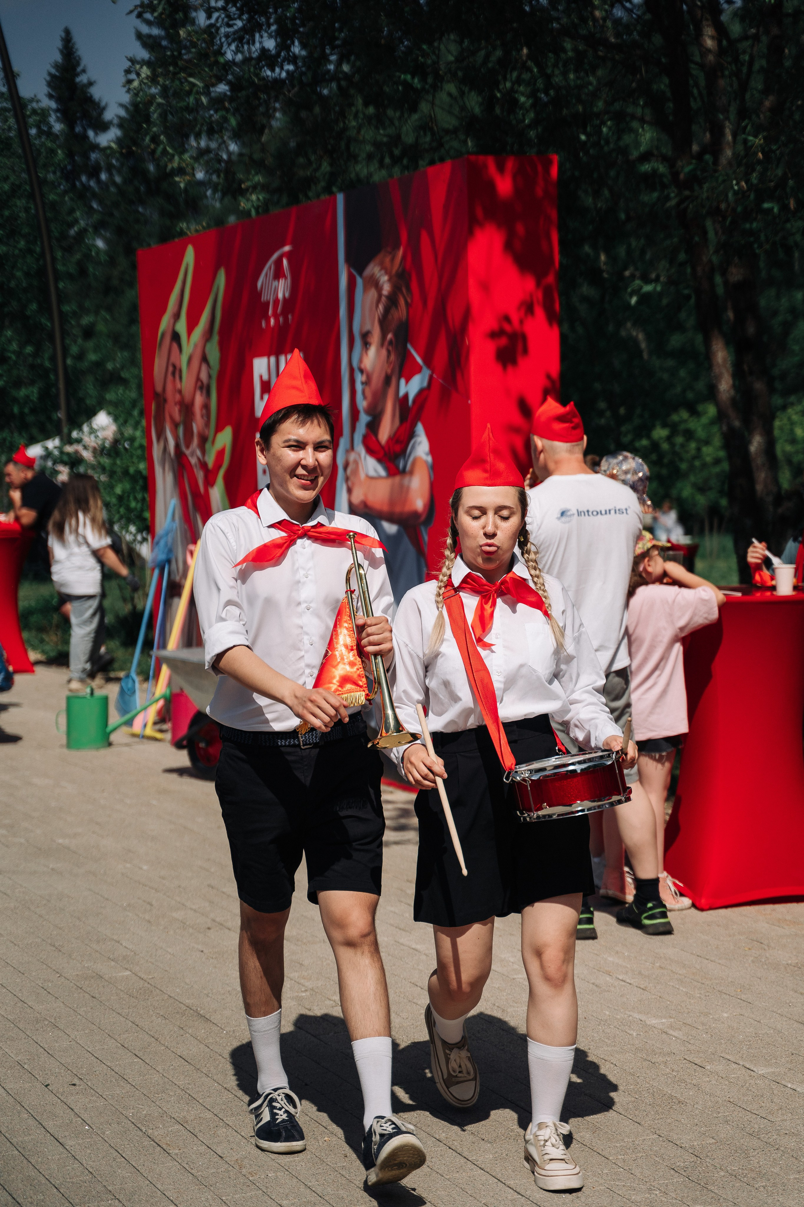 Пионерский «СУББОТНИК» в COSMOS Collection Изумрудный лес. Свадебный и семейный фотограф в Москве и МО Геннадий Туманцев