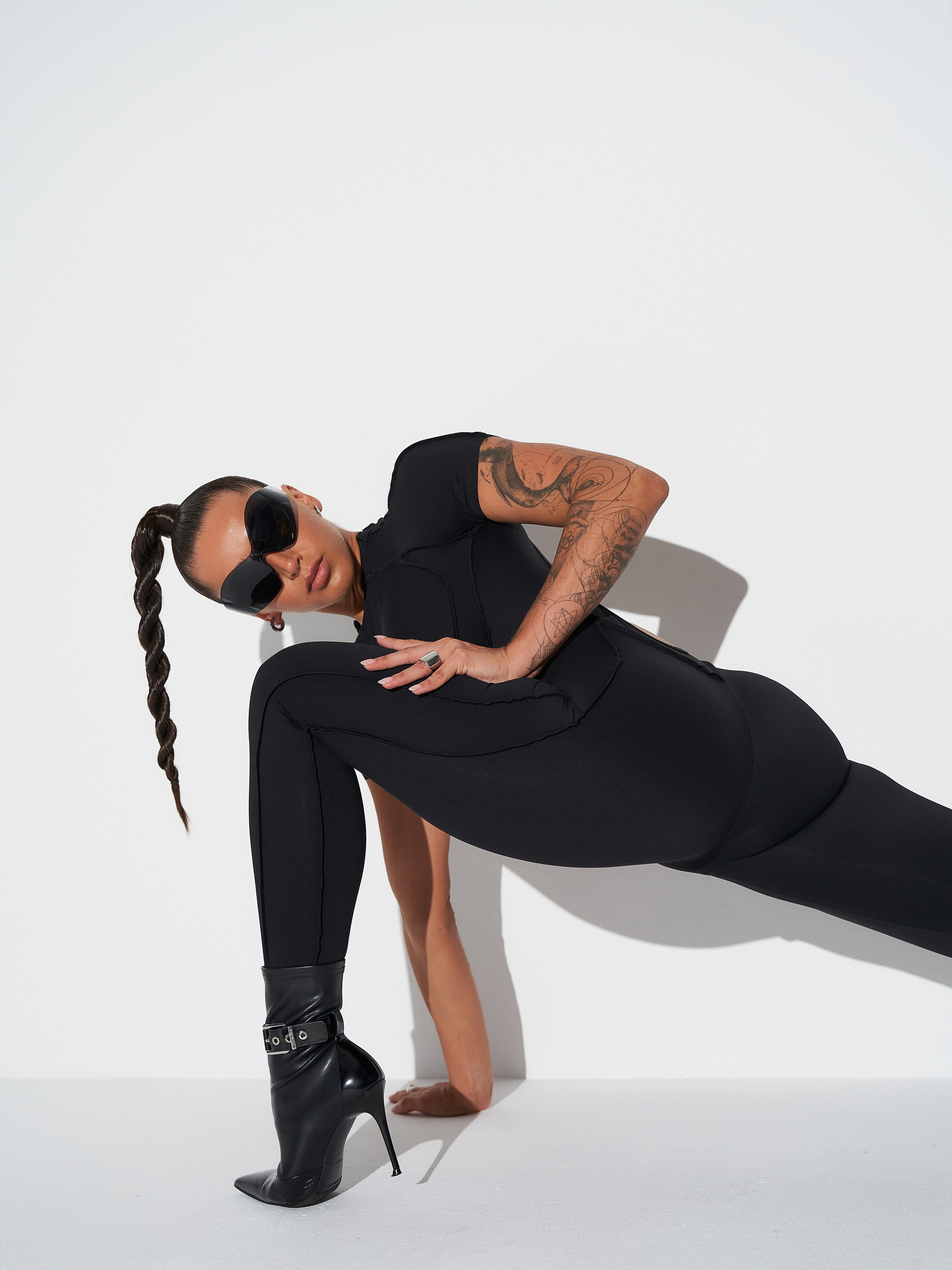 Съемка карточек товара на WB для спортивного бренда Luxosa. Фотограф Дмитрий Цветков | Санкт-Петербург