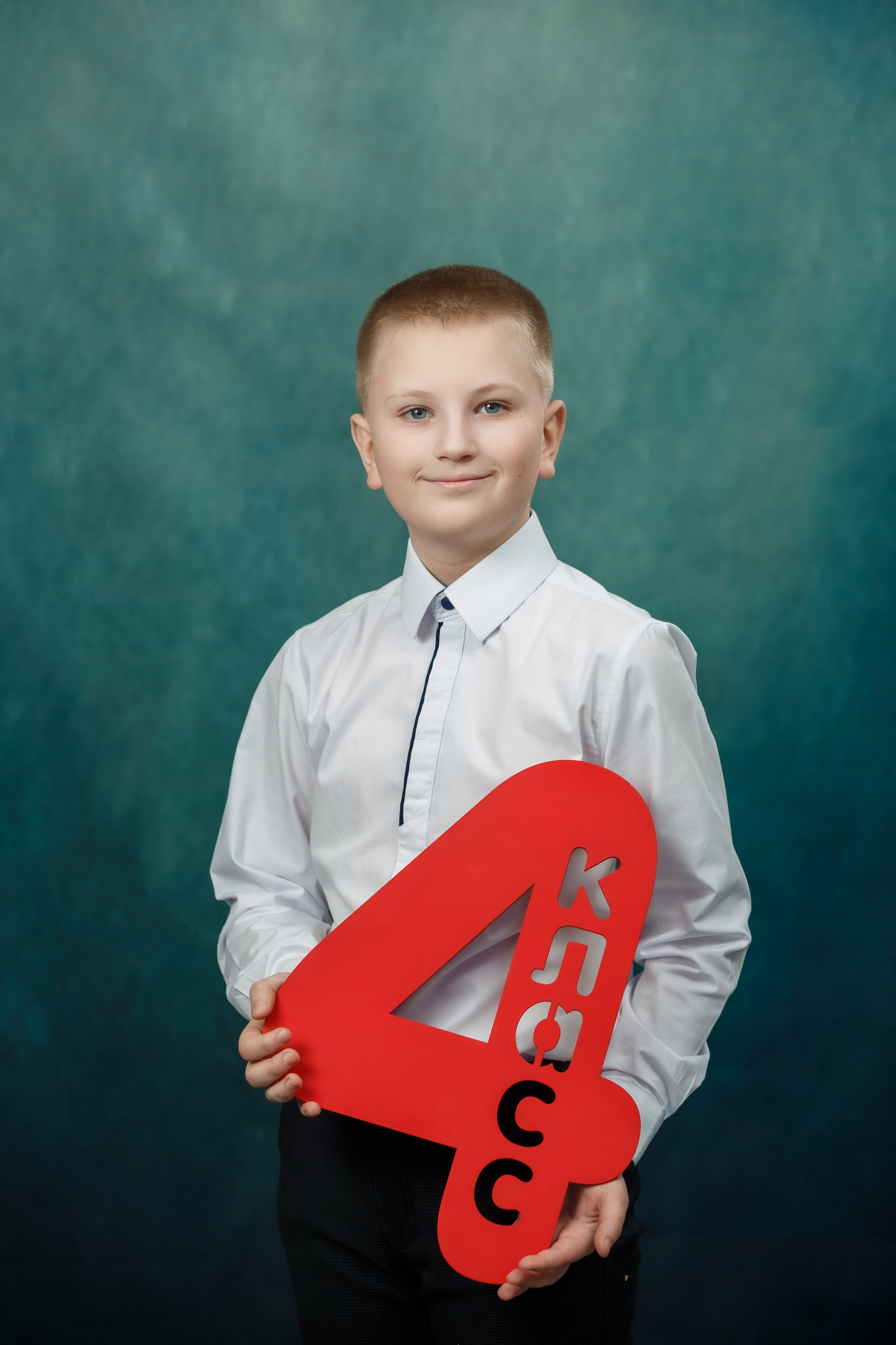 Фотосъёмка на общее фото и виньетку, 1-6 класс. Детский, семейный фотограф в Южно-Сахалинске, Невельске и Холмске