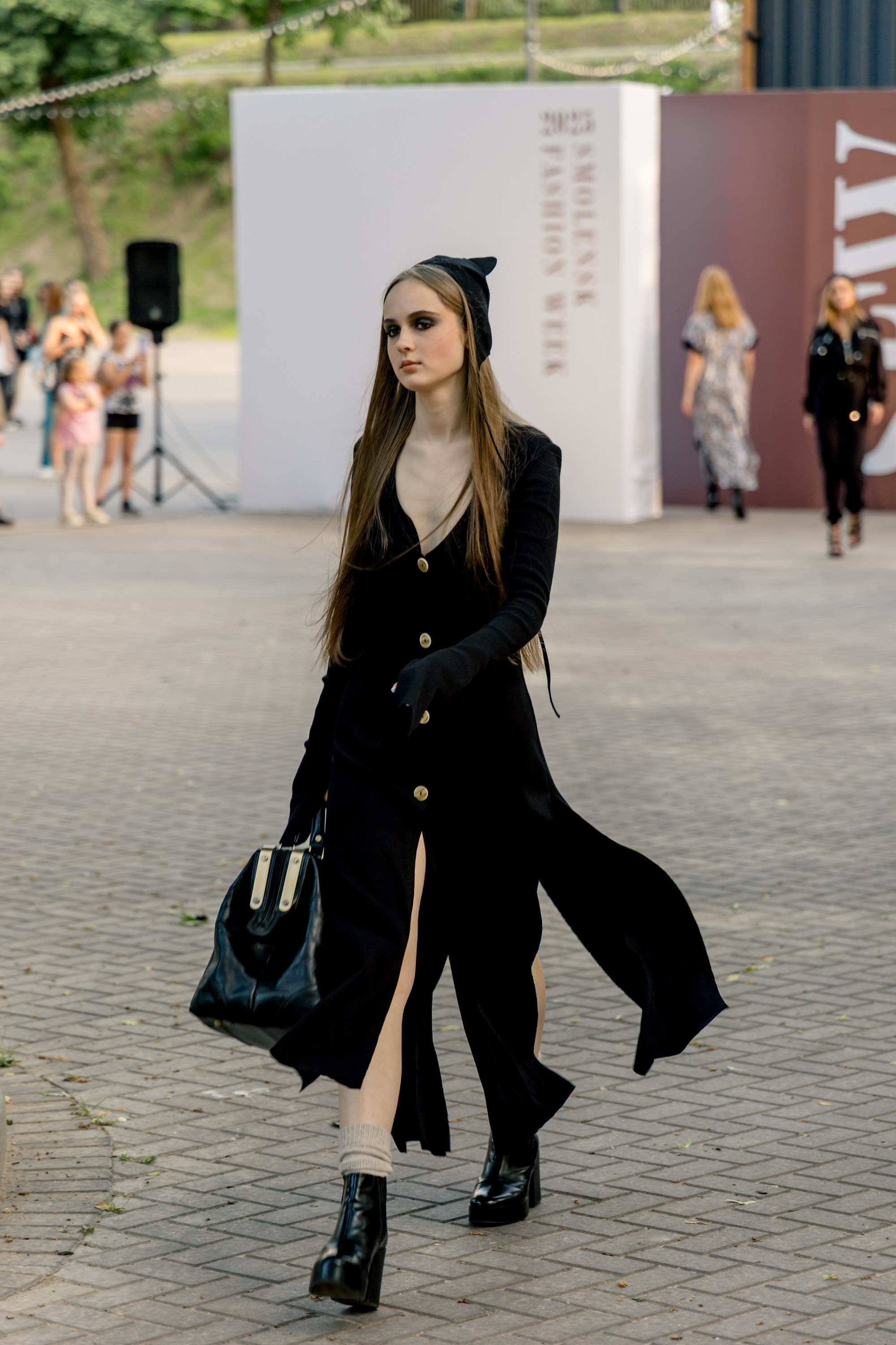 Smolensk Fashion Week 2025_показы_ДЕНЬ 1_ВЕЧЕРНИЙ ПОКАЗ_19:00. Главная