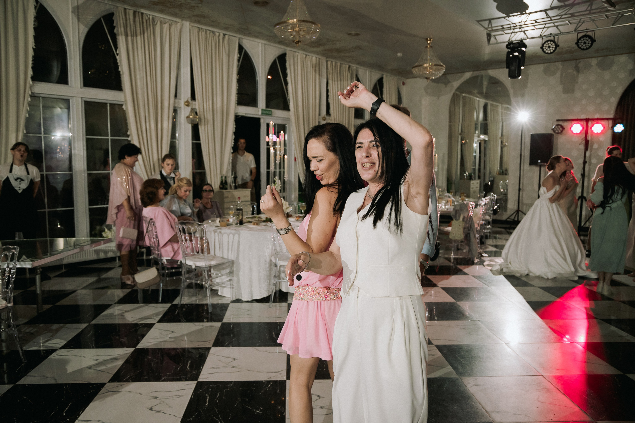 Свадебный день Лины и Роберта. Свадебная фотография. Арина Рубах