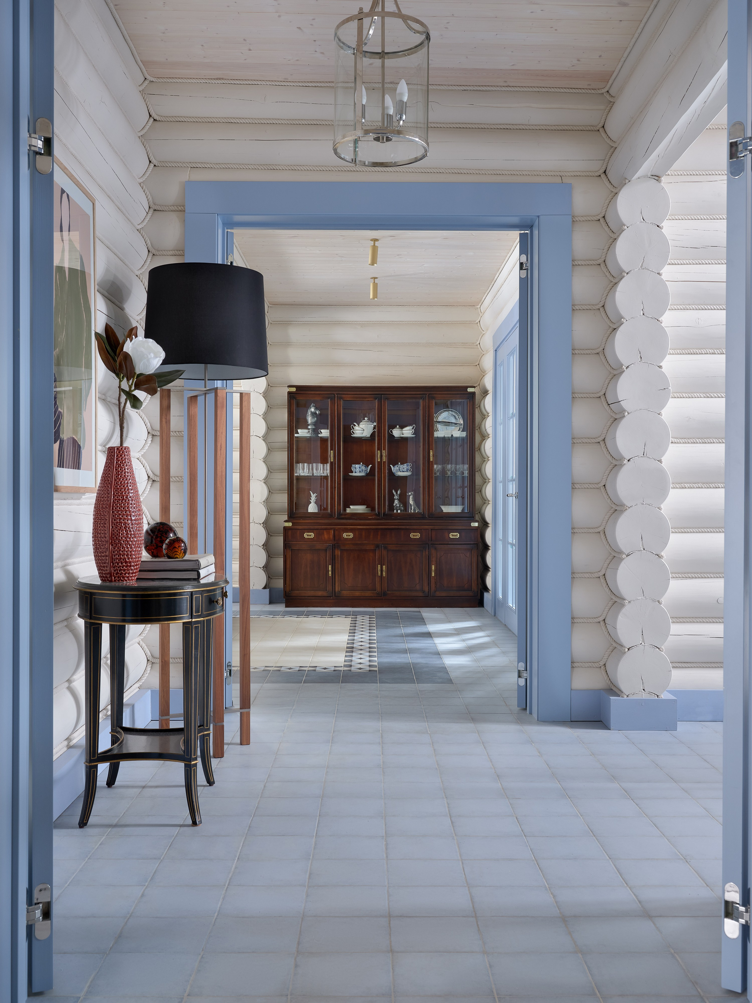 Бревенчатый светлый дом. Фотограф Наталья Вершинина