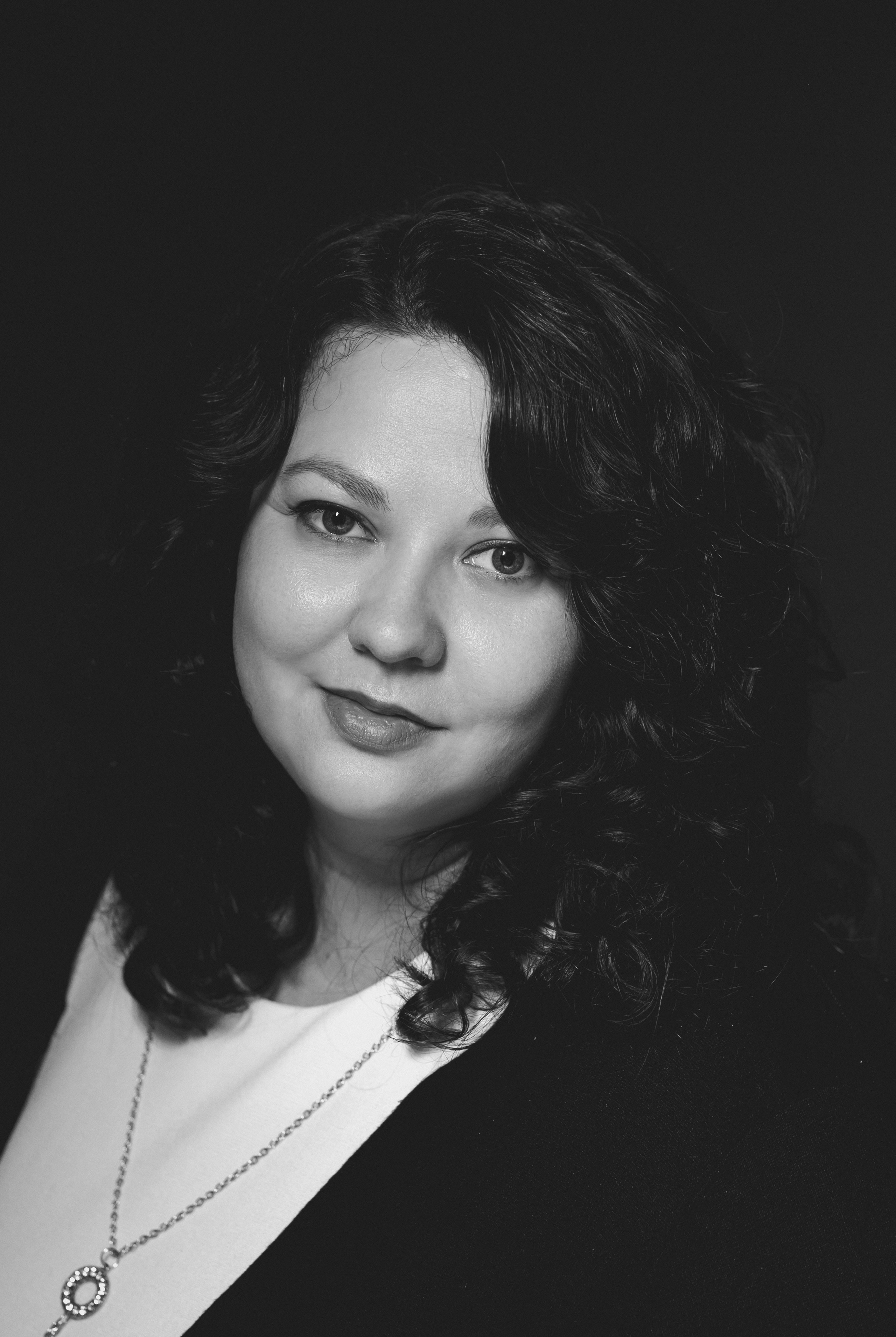 Черно-белая художественная фотосессия в Калуге. Фотограф Регина Барская, Калуга