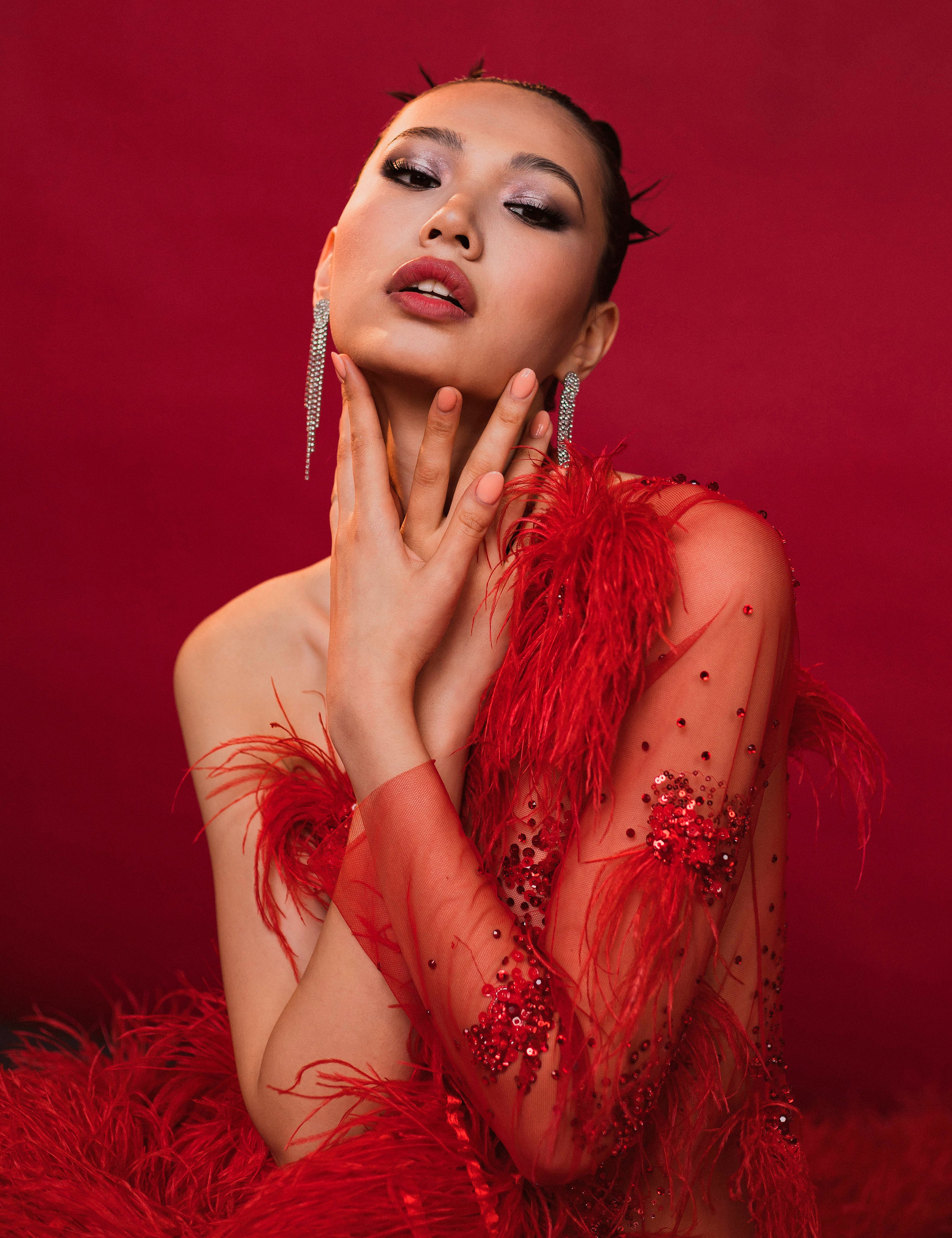 Гюзаль. Женский и предметный фотограф