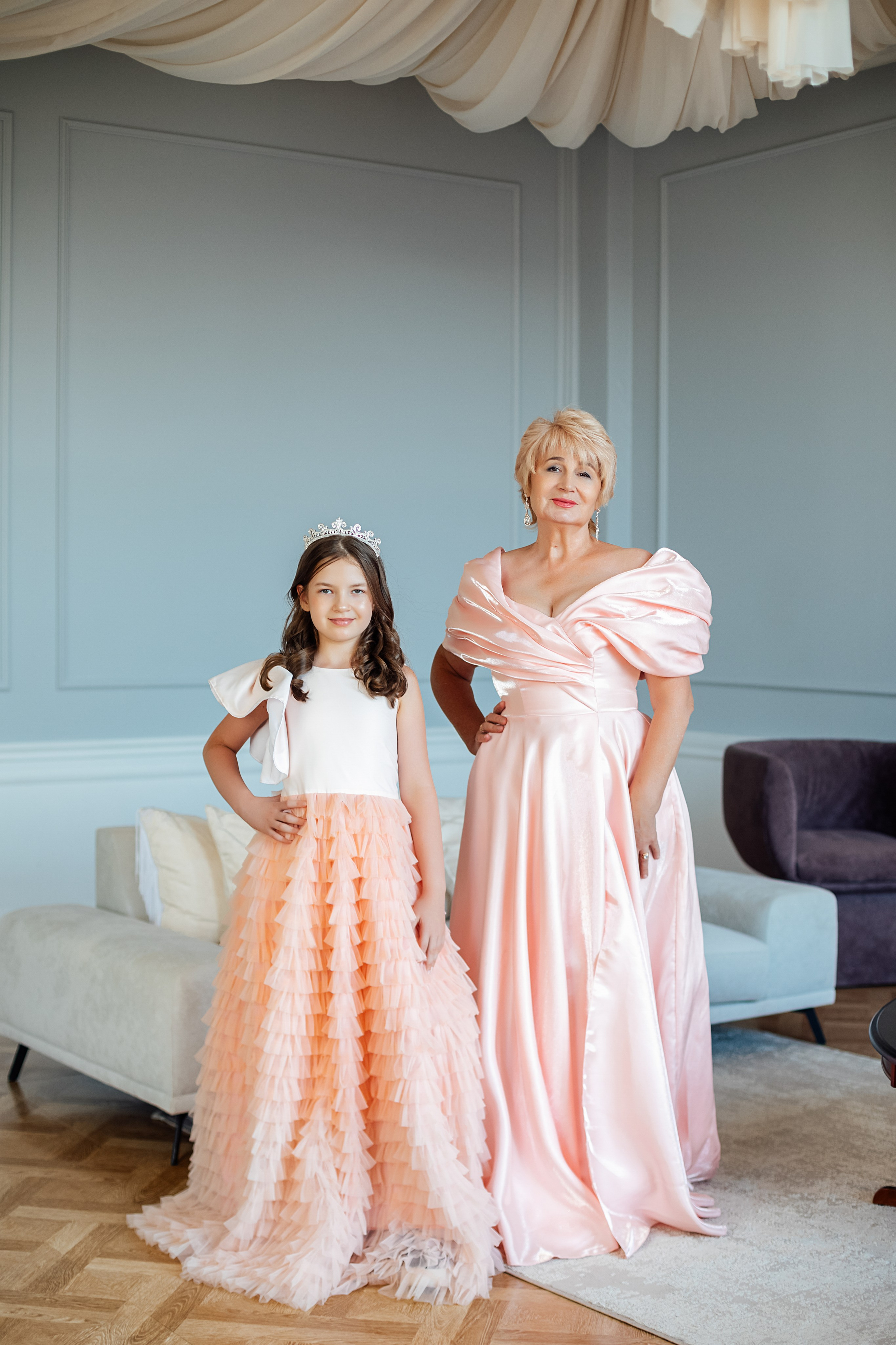 Бабушка с внучкой. Свадебный и семейный фотограф/видеограф в Краснодаре Наталья Осинская