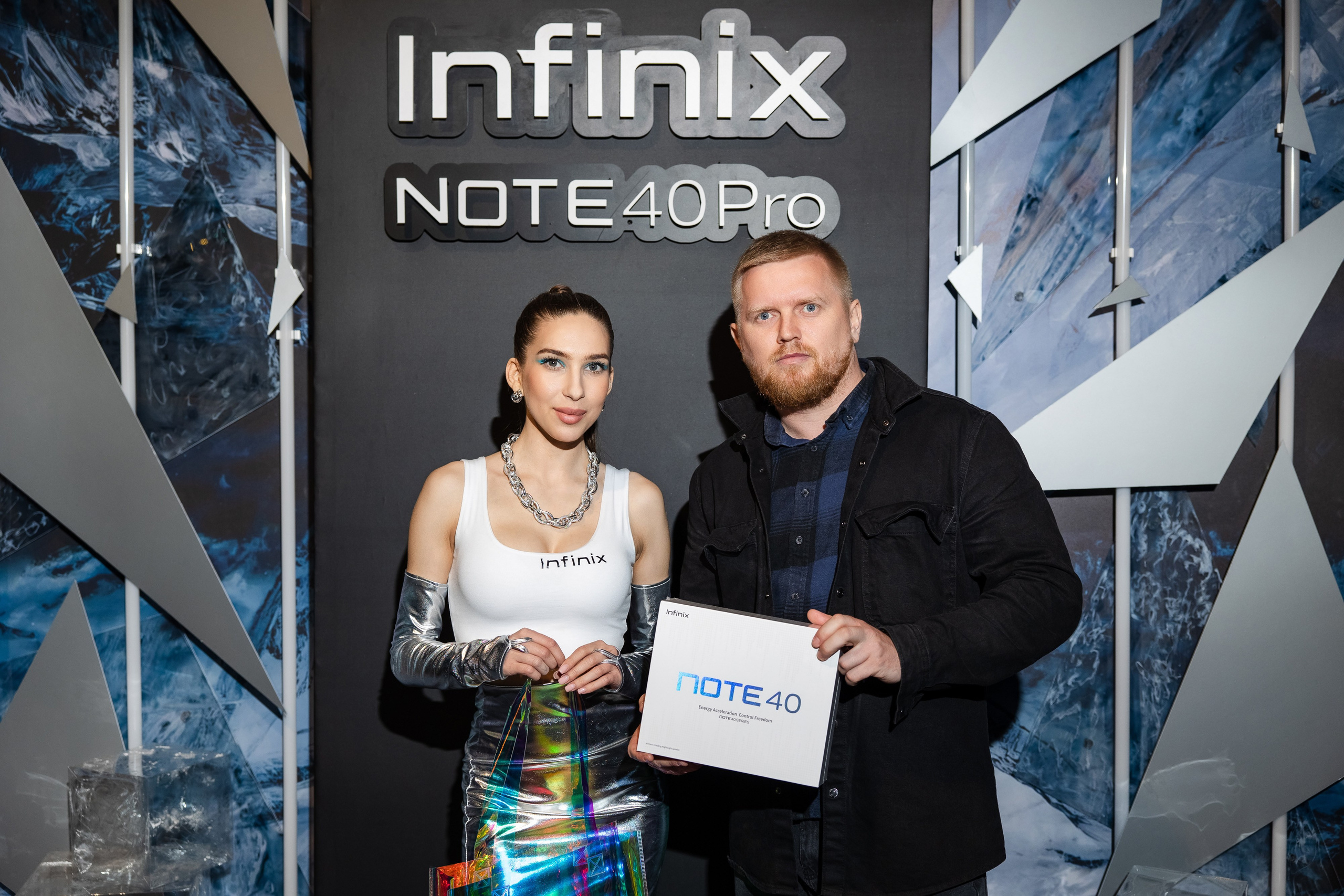 Презентация Infinix. Свадебный репортажный фотограф в Москве