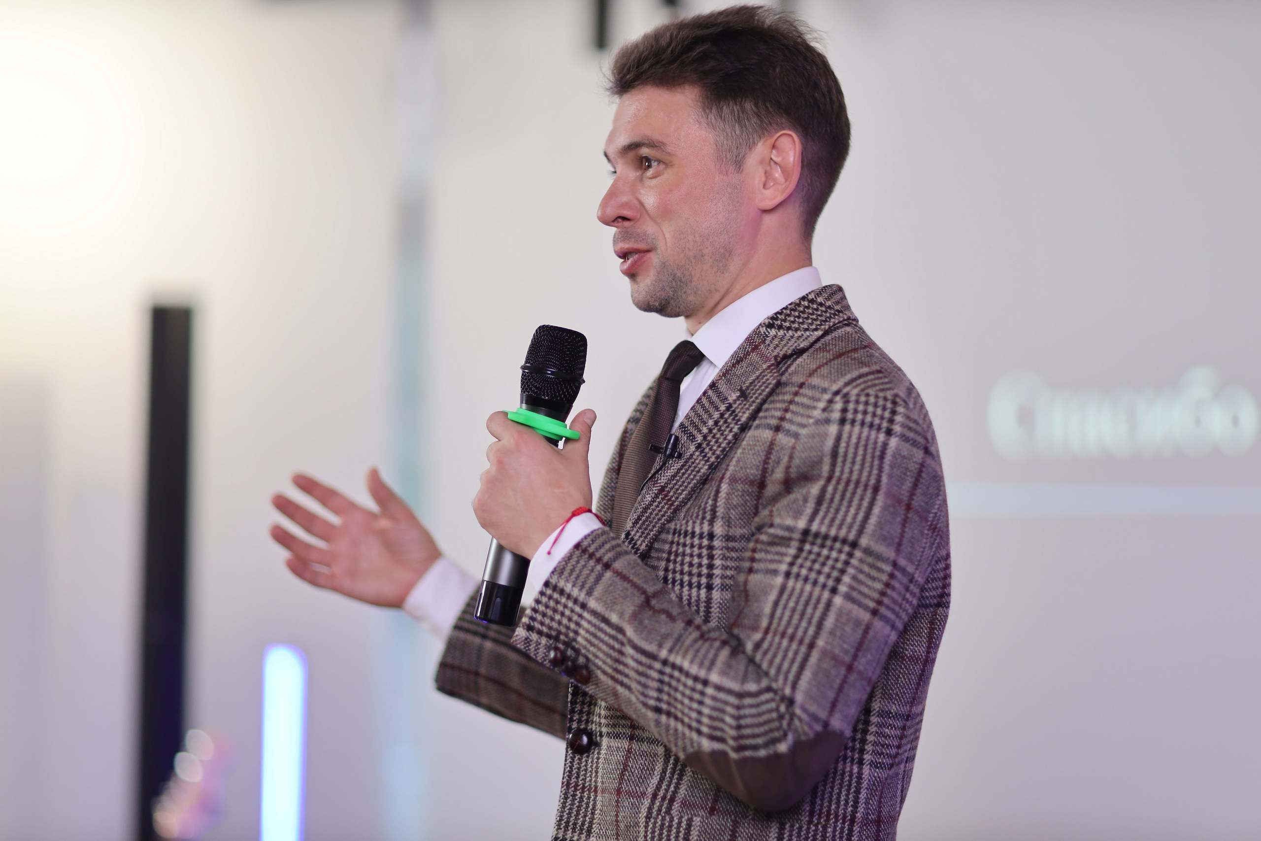 МастерМайнд 1.2. Съемка в студии под ваш запрос, студийные съемки, фотографии архитектурных объектов — Александр Евстигнеев — фотограф Москва