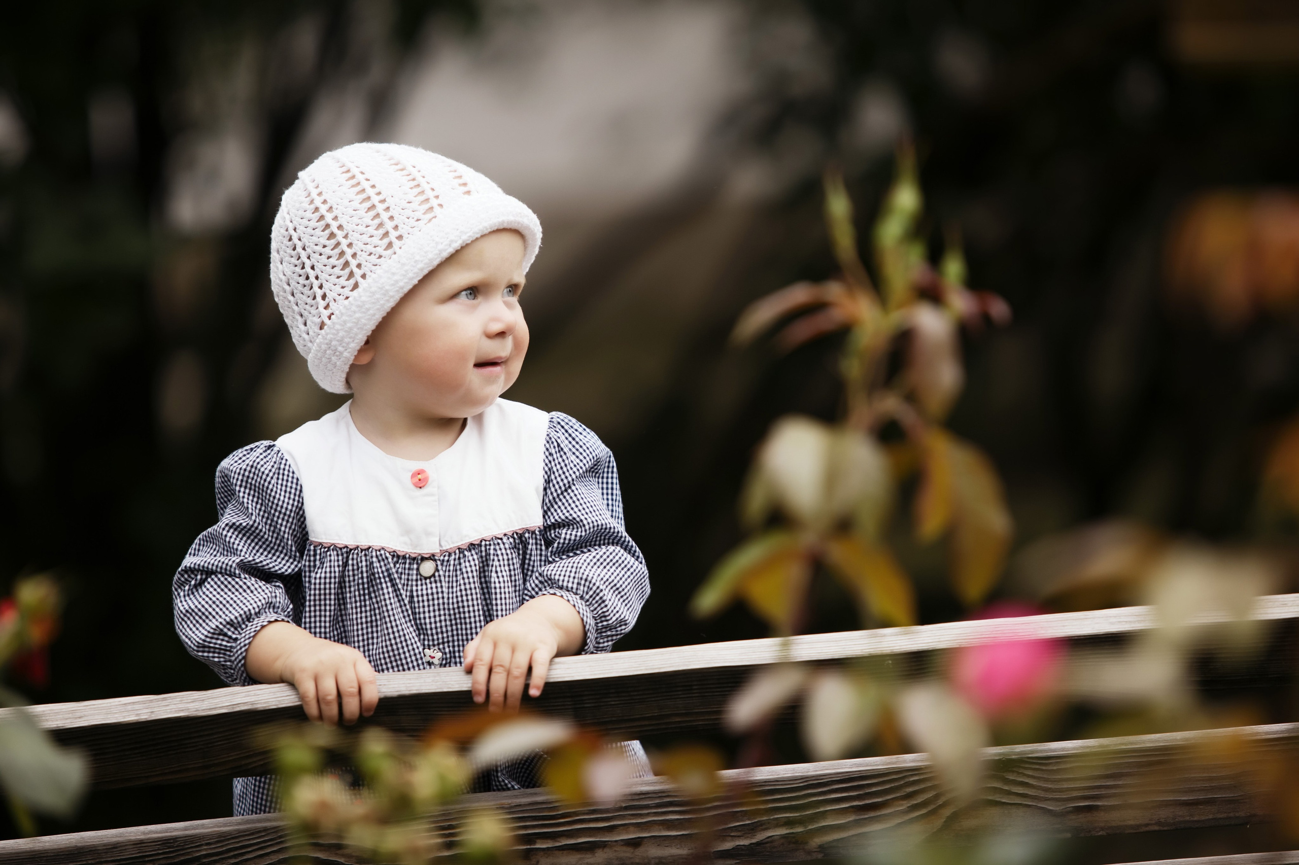 Прогулка малышки с мамой в парке. Фотографы в Москве Светлана Устинова и Сергей Грачев