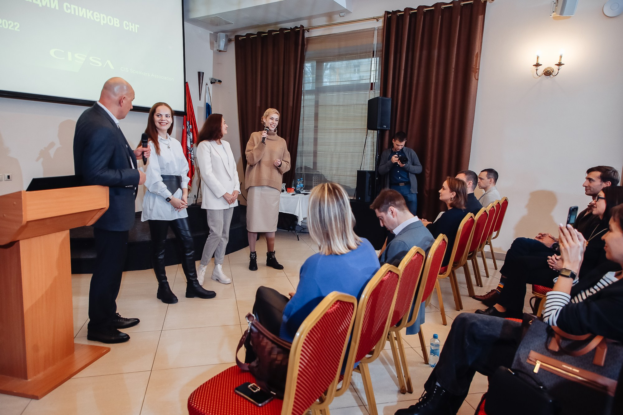 Бизнес-мероприятия. Сайт фотографа Арины Зиминой