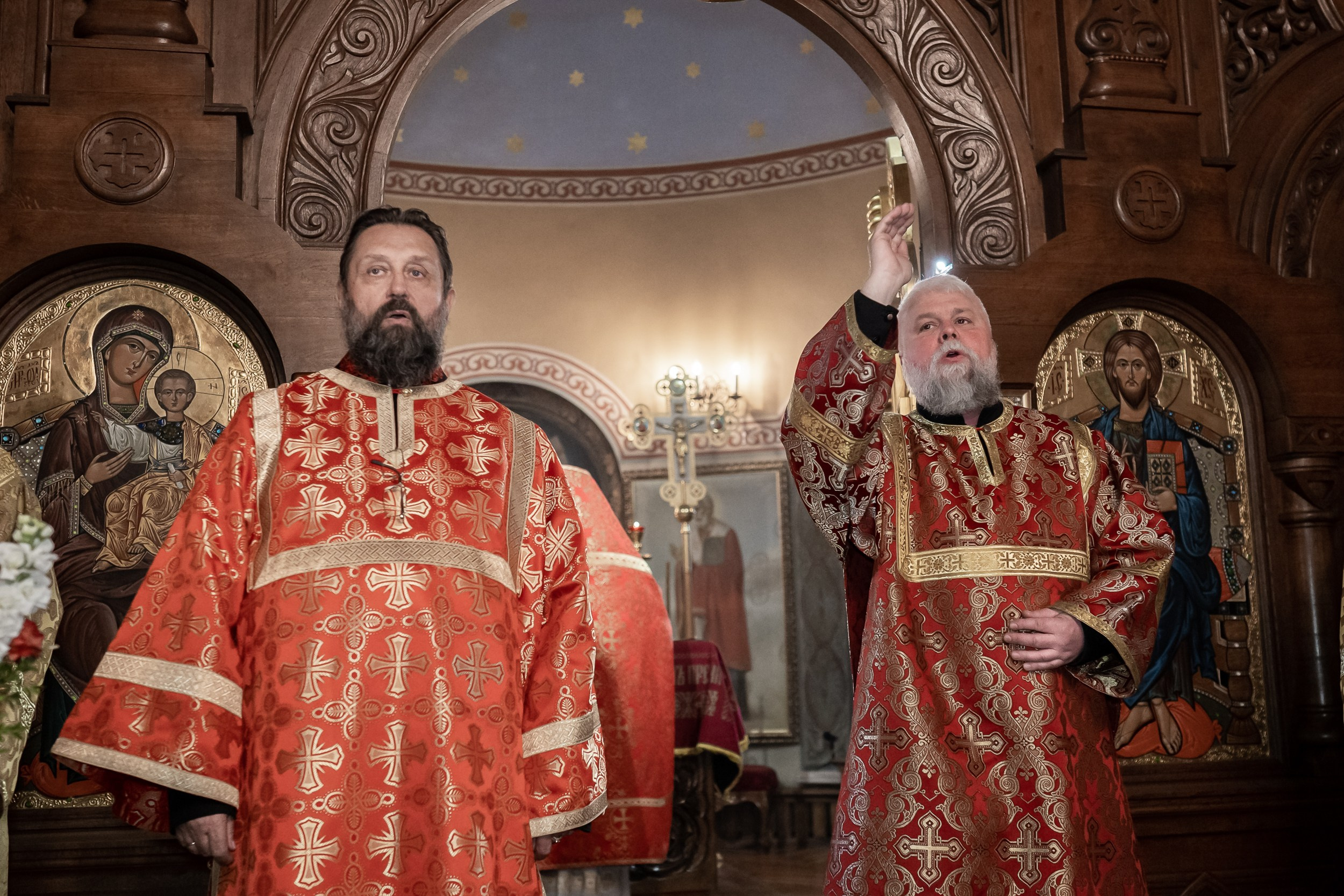 Престольный праздник в храме Воскресения Христова (Форосская церковь). Церковный фотограф Севастополь