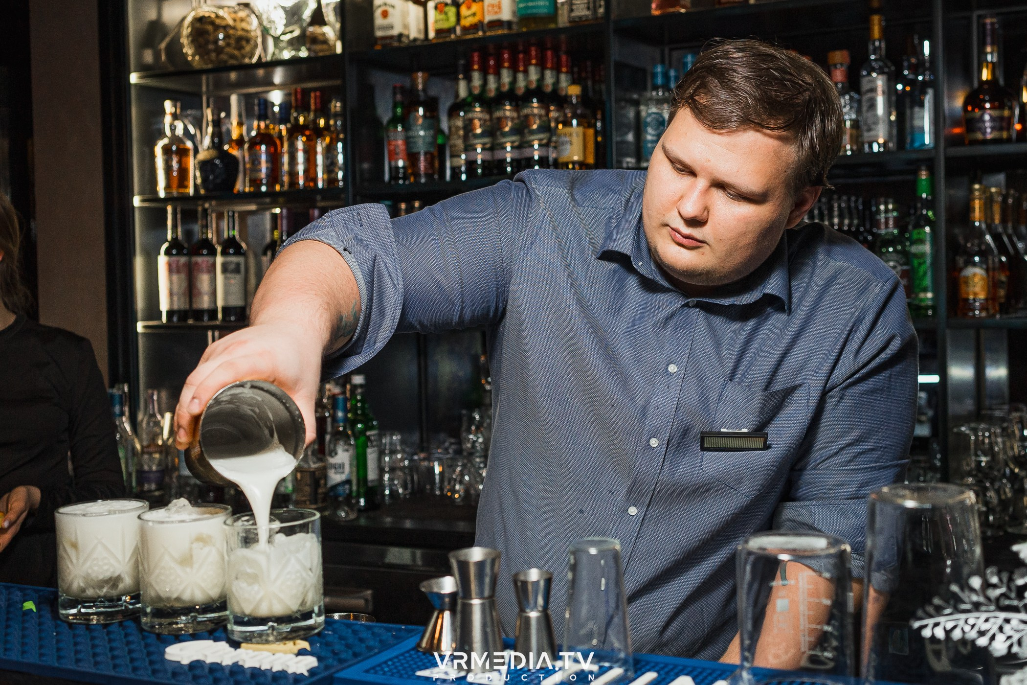 НОВОГОДНЯЯ РАЗМИНКА в караоке-баре «Volna»